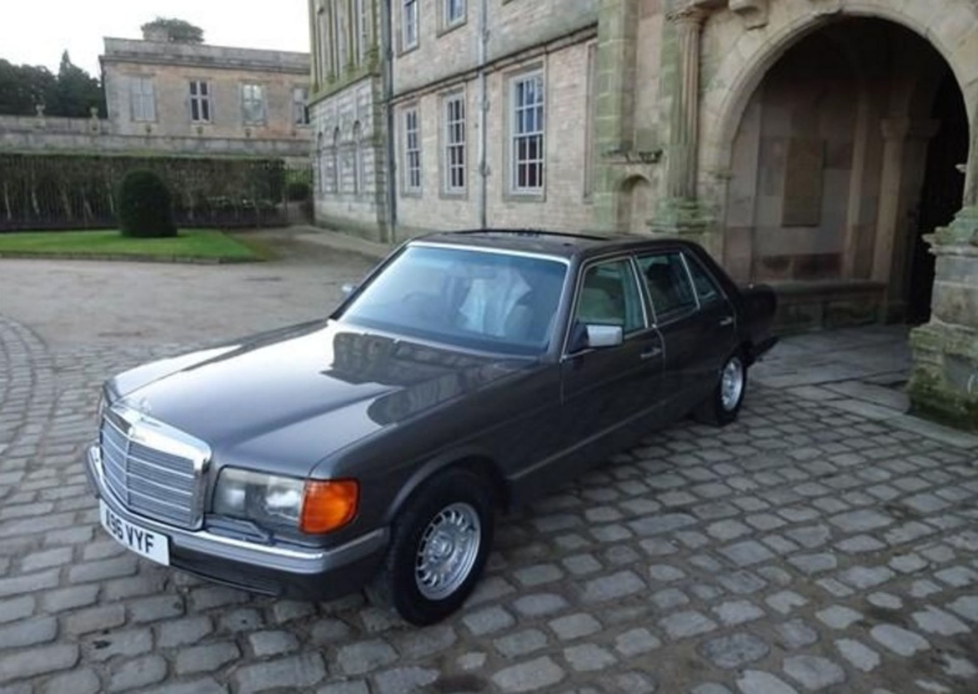 *NEXT BID WINS* 1983 MERCEDES-BENZ 500 SEL AUTO (GREY)