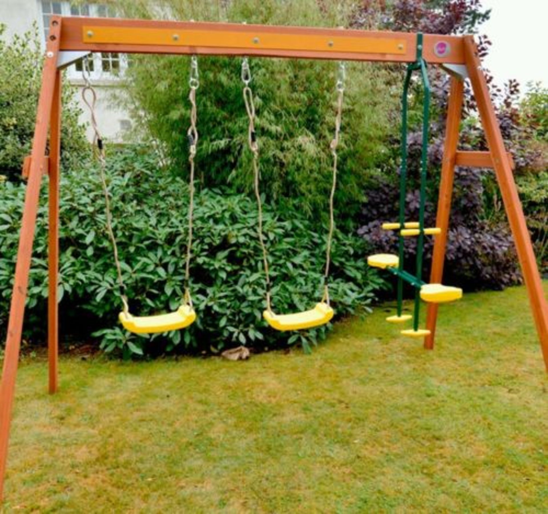 New Plum Colobus Double Swing with Glider Set RRP £350. Featuring two swings and a two-seat