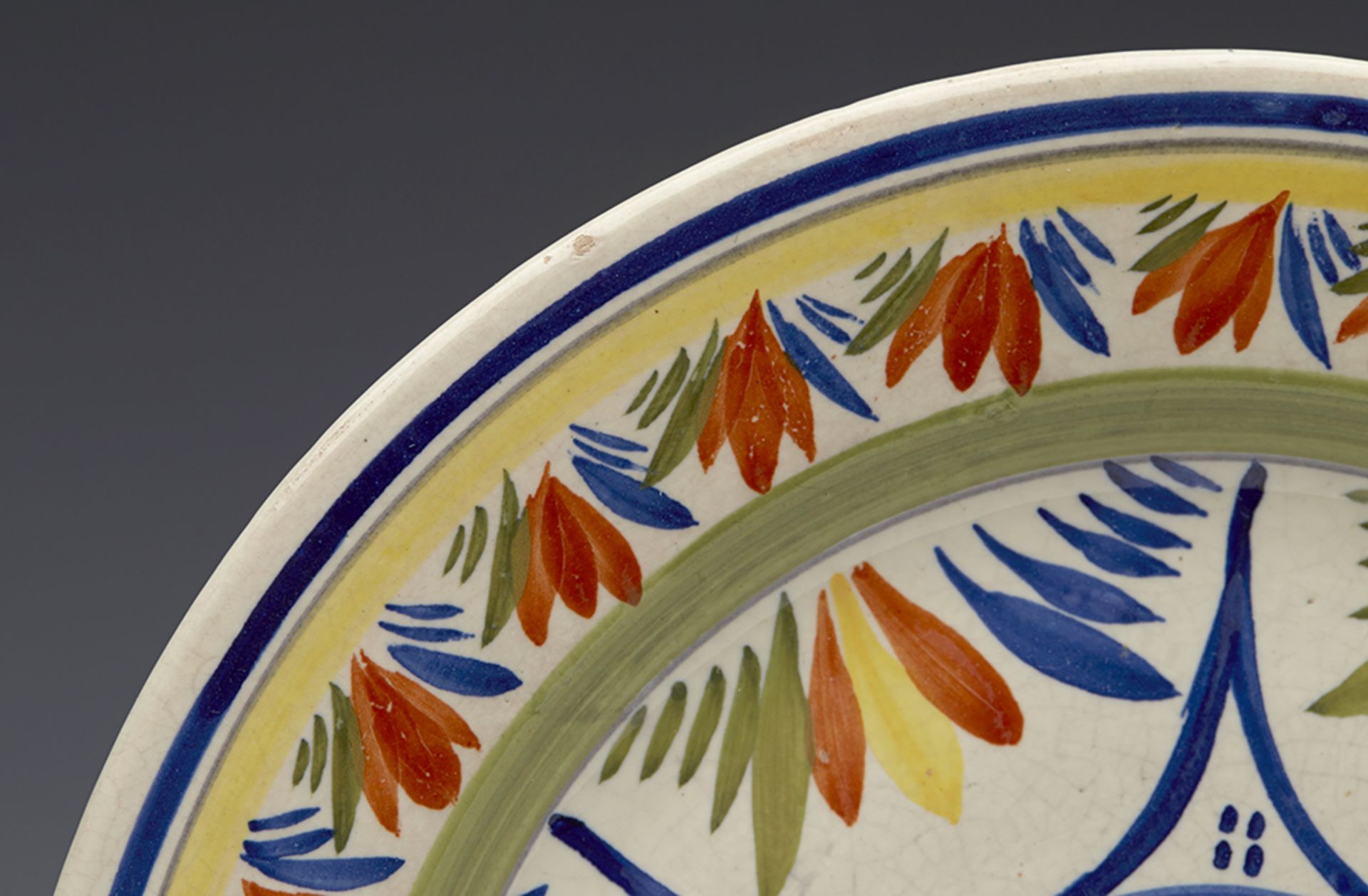 HENRIOT QUIMPER FAIENCE GEOMETRIC PATTERNED PLATE C.1925 - Image 4 of 7