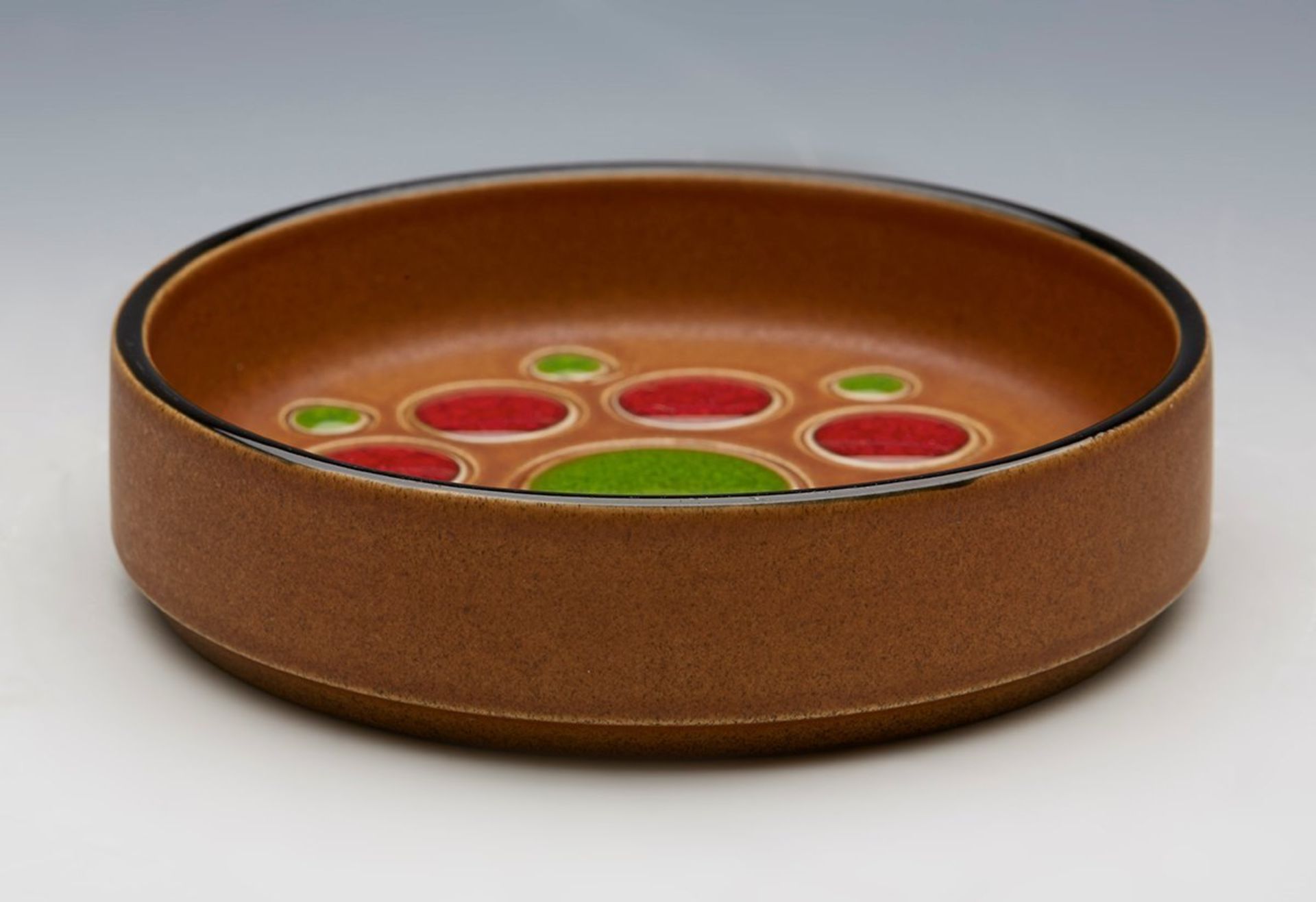 HORNSEA MODERNIST DISH WITH ENAMEL ROUNDEL DESIGNS c.1970