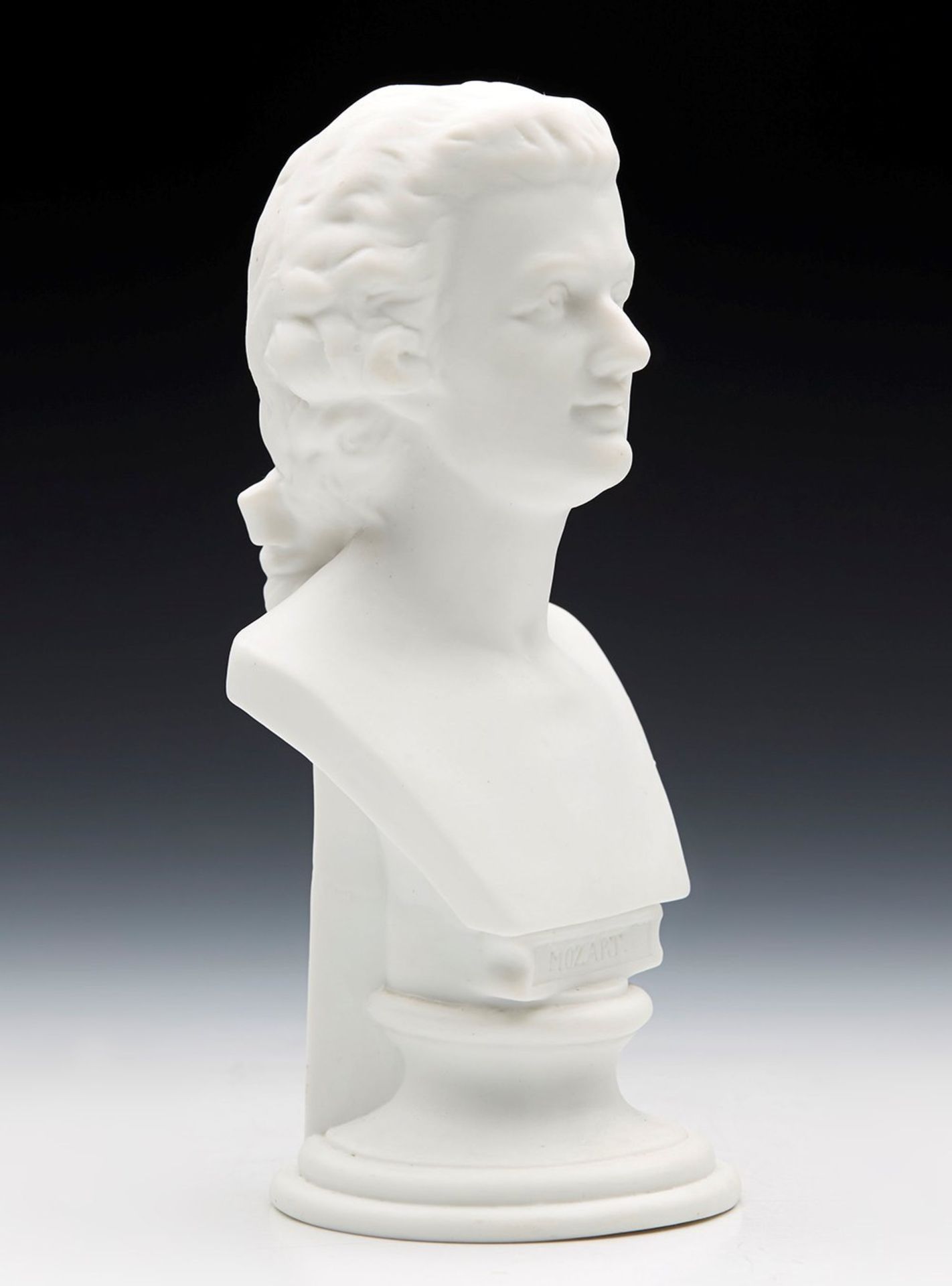 FINE ANTIQUE CONTINENTAL PARIAN BUST OF MOZART 19/20TH C. - Image 3 of 8