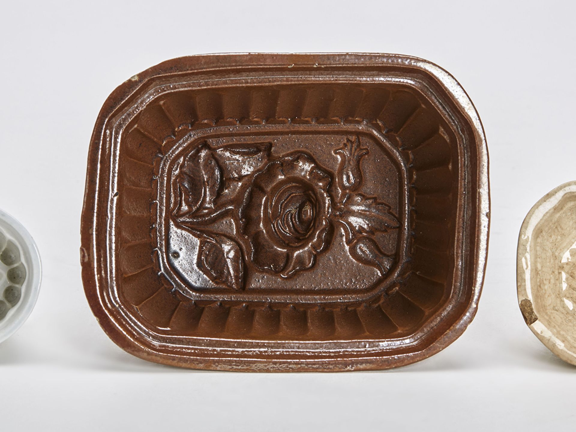 ANTIQUE COLLECTION THREE CERAMIC ASPIC JELLY MOULDS 19TH C. - Image 4 of 9