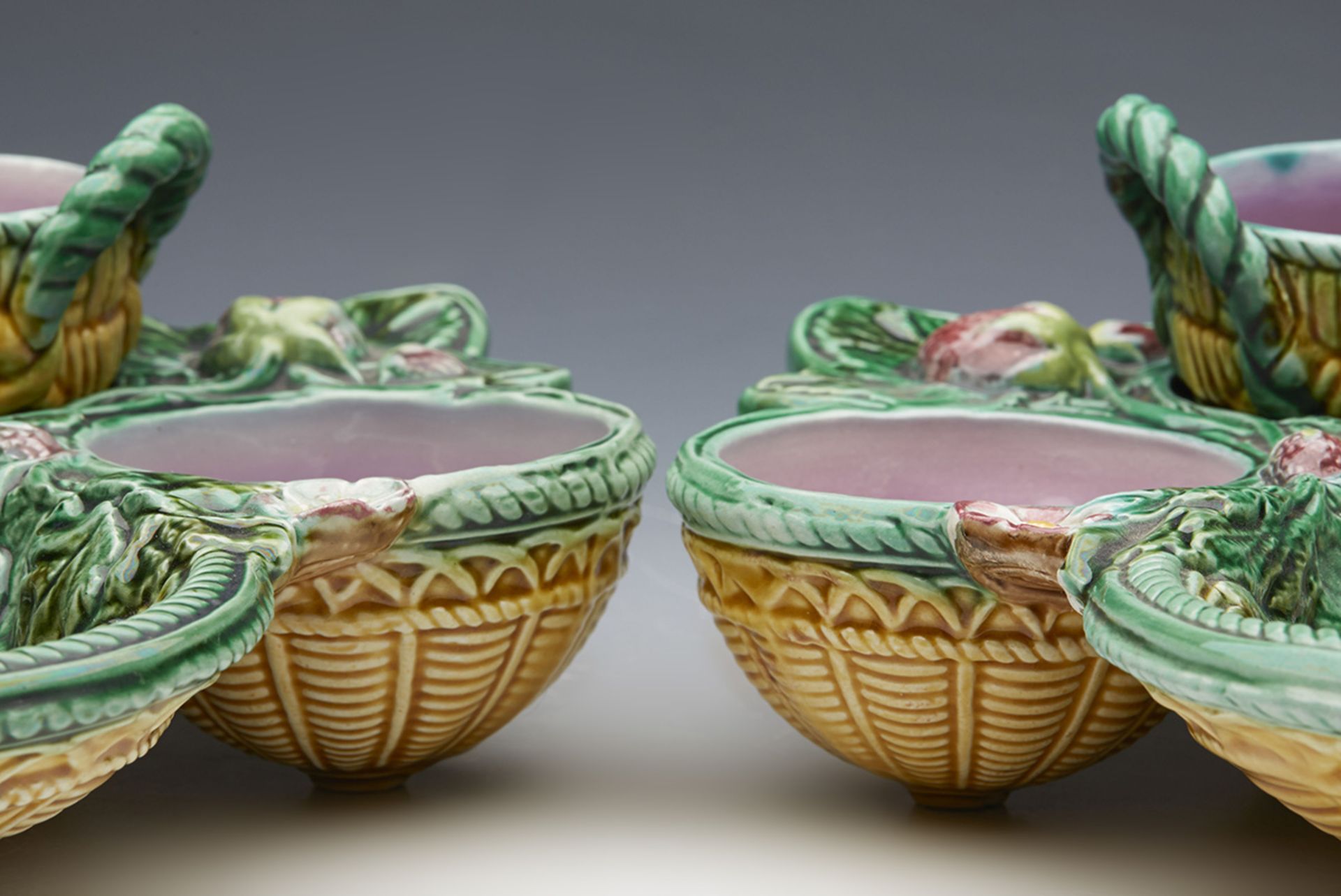 PAIR ANTIQUE GEORGE JONES MAJOLICA STRAWBERRY SERVING DISHES 1868 - Image 5 of 10