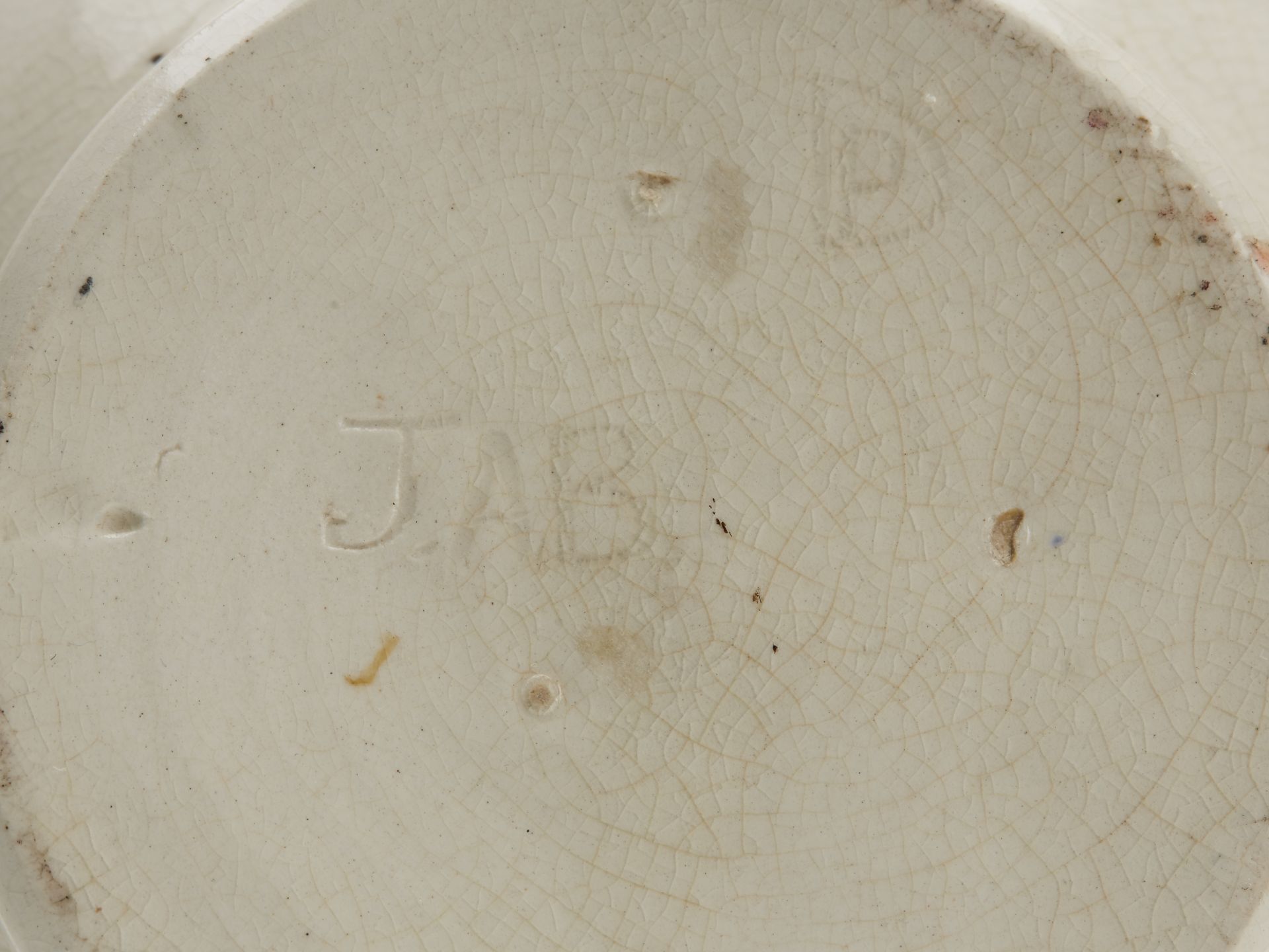 STUDIO POTTERY BLACK & WHITE DESIGN VASE SIGNED JAB 20TH C. - Image 5 of 8