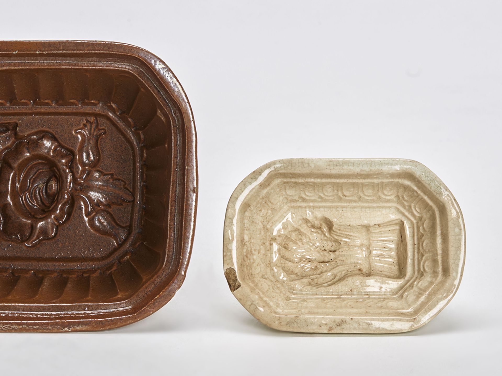 ANTIQUE COLLECTION THREE CERAMIC ASPIC JELLY MOULDS 19TH C. - Image 5 of 9