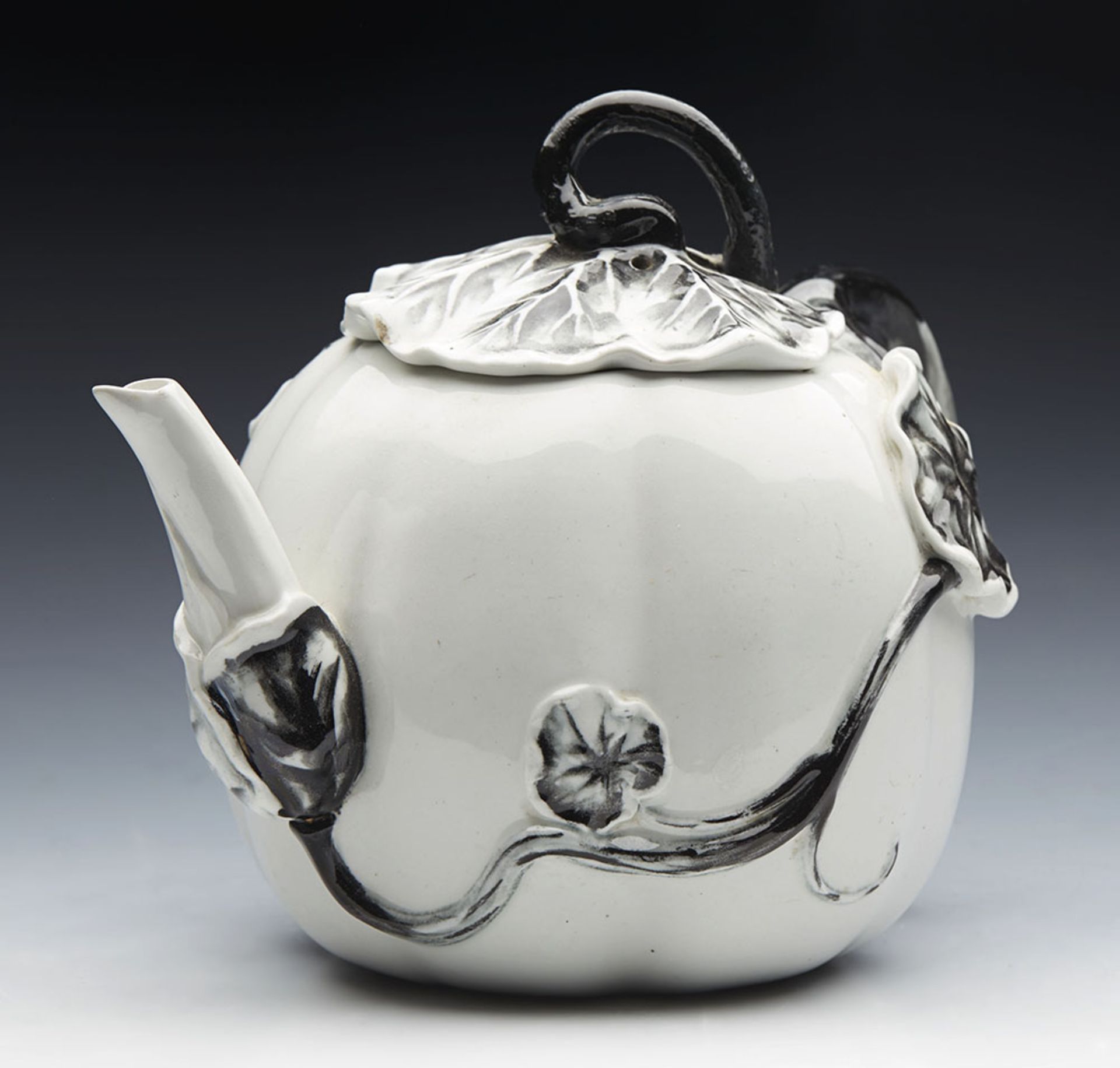 ANTIQUE WORCESTER PORCELAIN MELON LIDDED TEAPOT C.1880 - Image 10 of 11