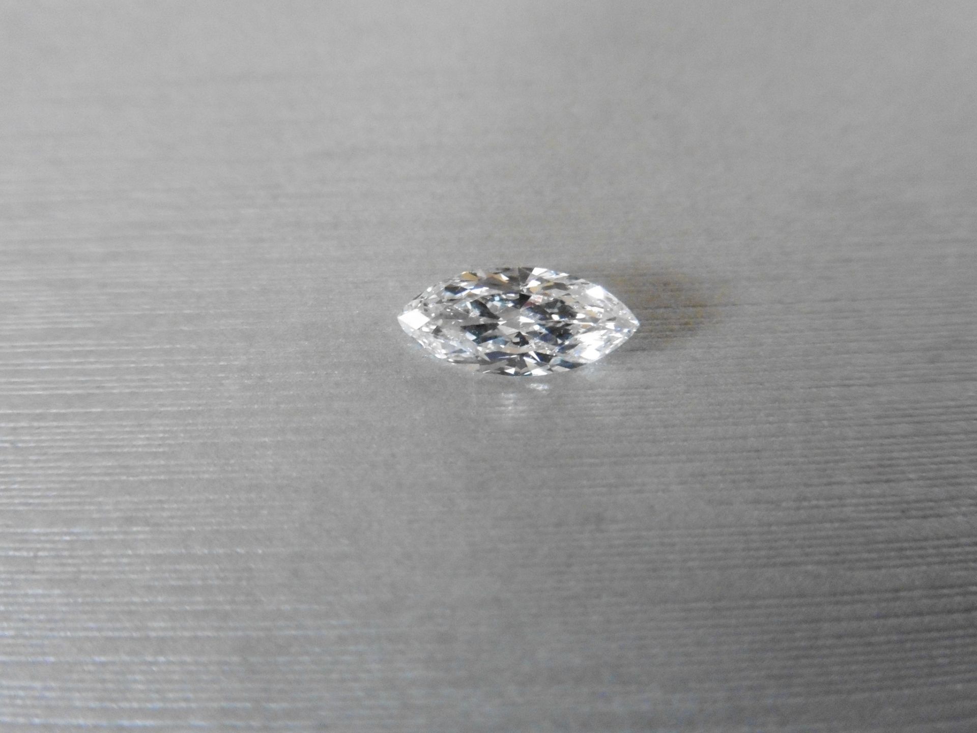 1.02ct loose marquise diamond. D colour and Si2 clarity. Measures 11.04 x 4.92 x 2.94mm . HRD - Image 4 of 8