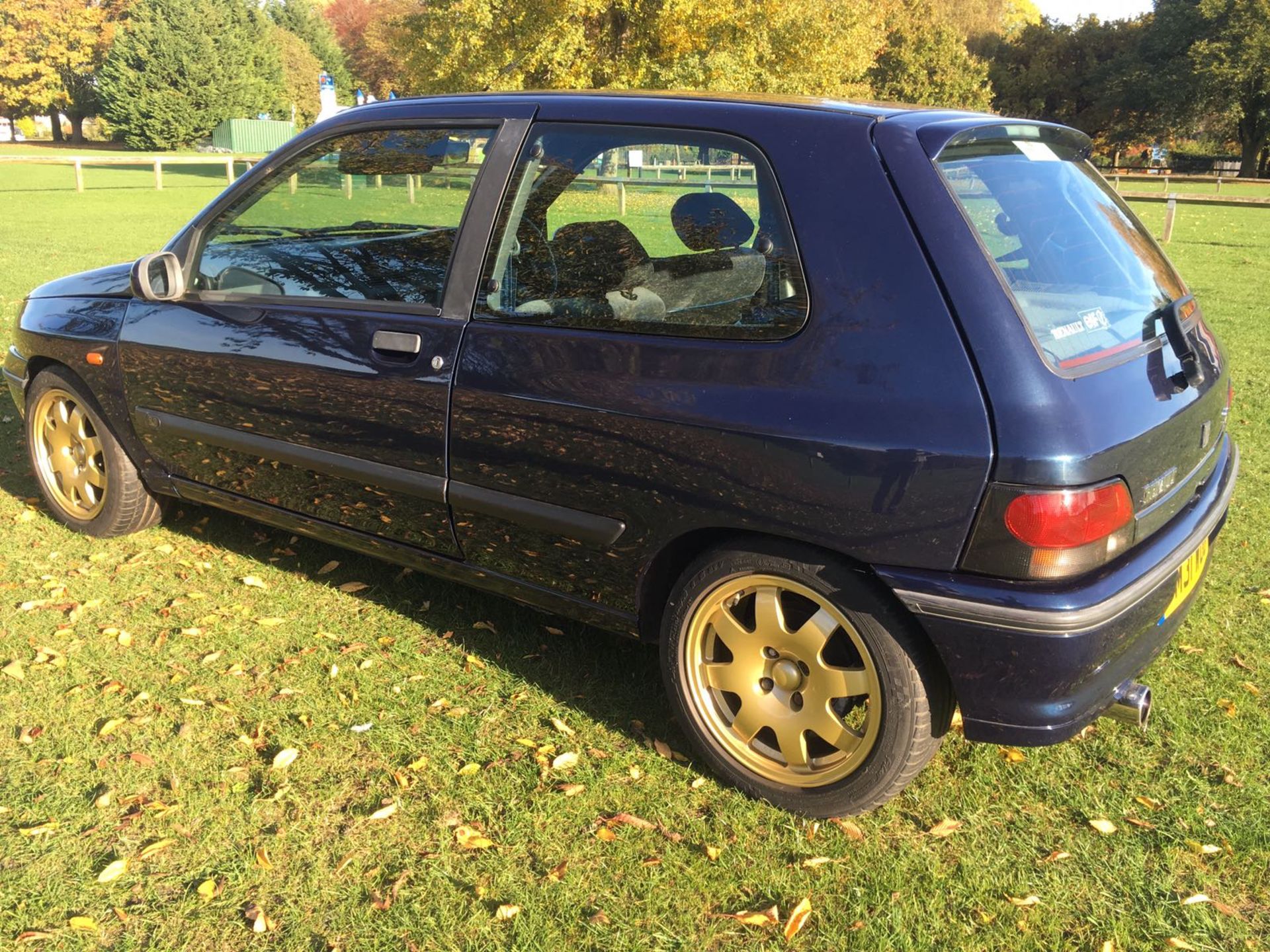 Renault Clio Williams 2 - Image 7 of 33