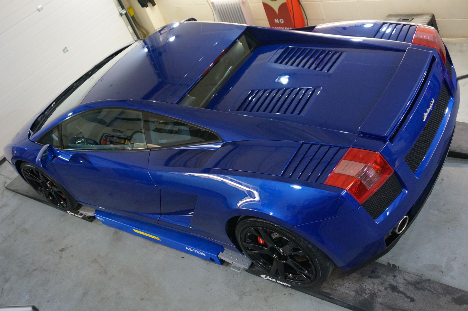 2004 Lamborghini Gallardo 5.0 V10 4WD With Manual Gearbox In Caelum Blue - Image 20 of 29