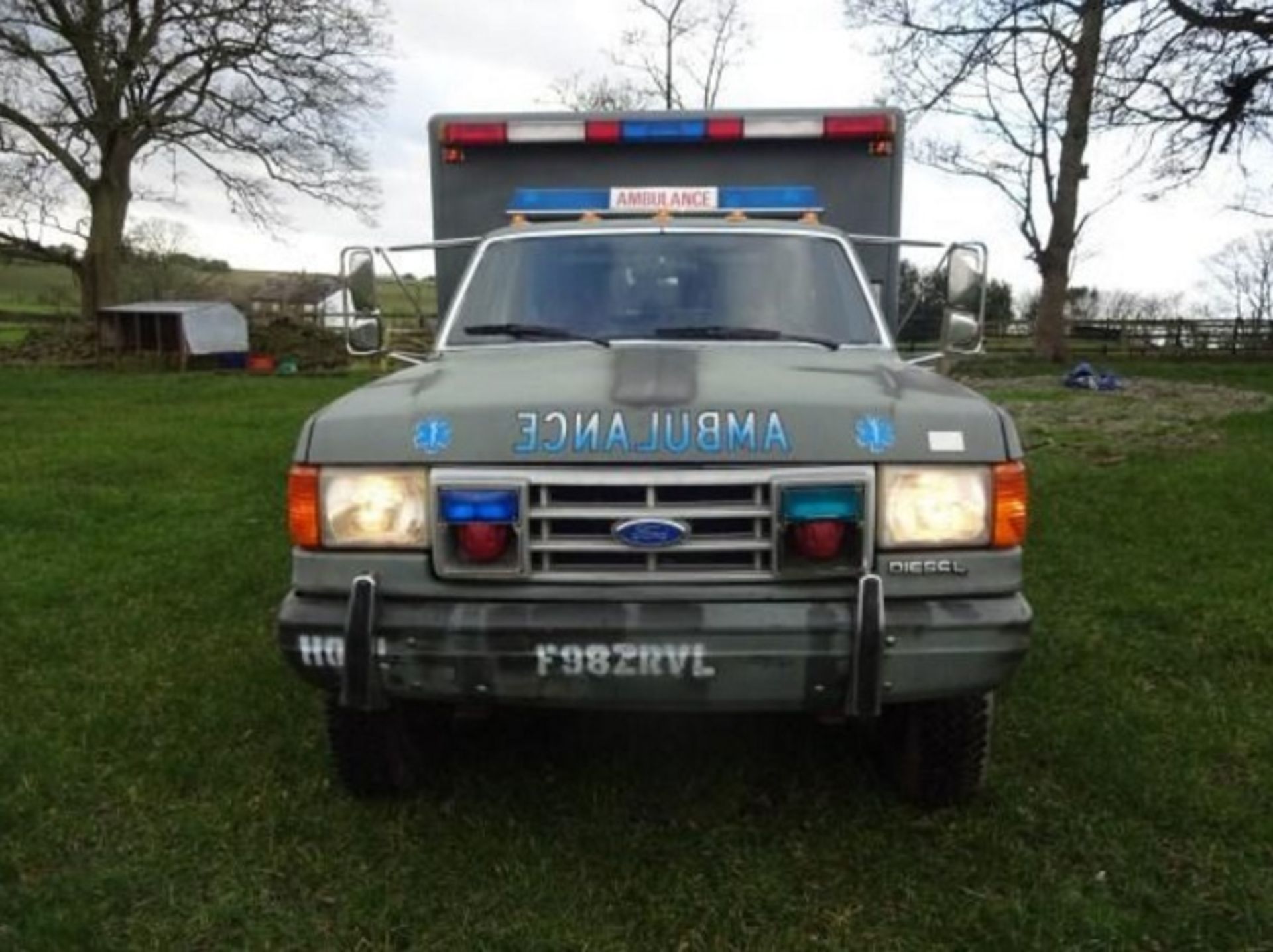1989 Ford Military Ambulance - Image 2 of 9