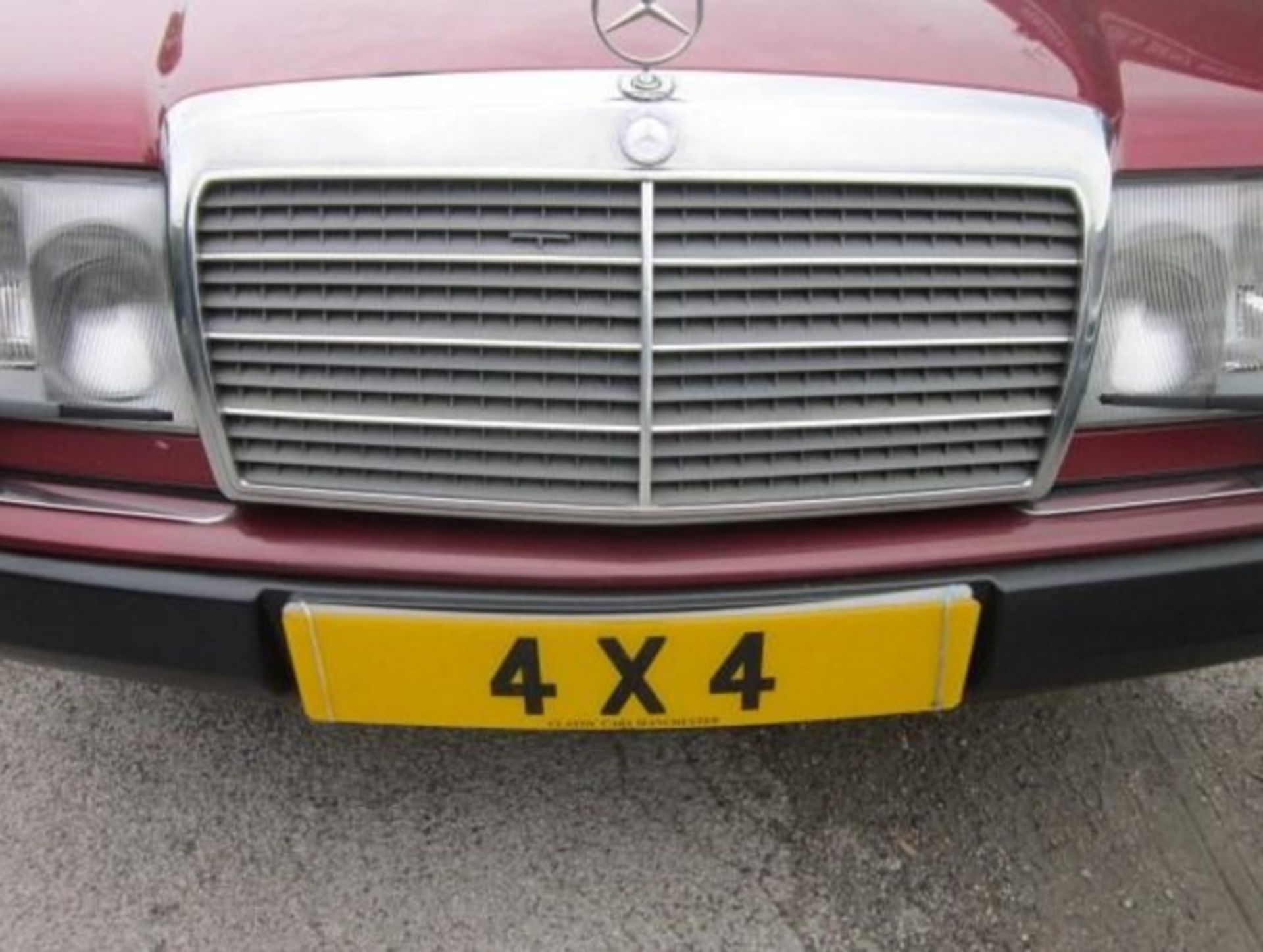 1980 Mercedes-Benz 300 E – 4 Matic (4WD) (Metallic Ruby Red) - Image 3 of 14