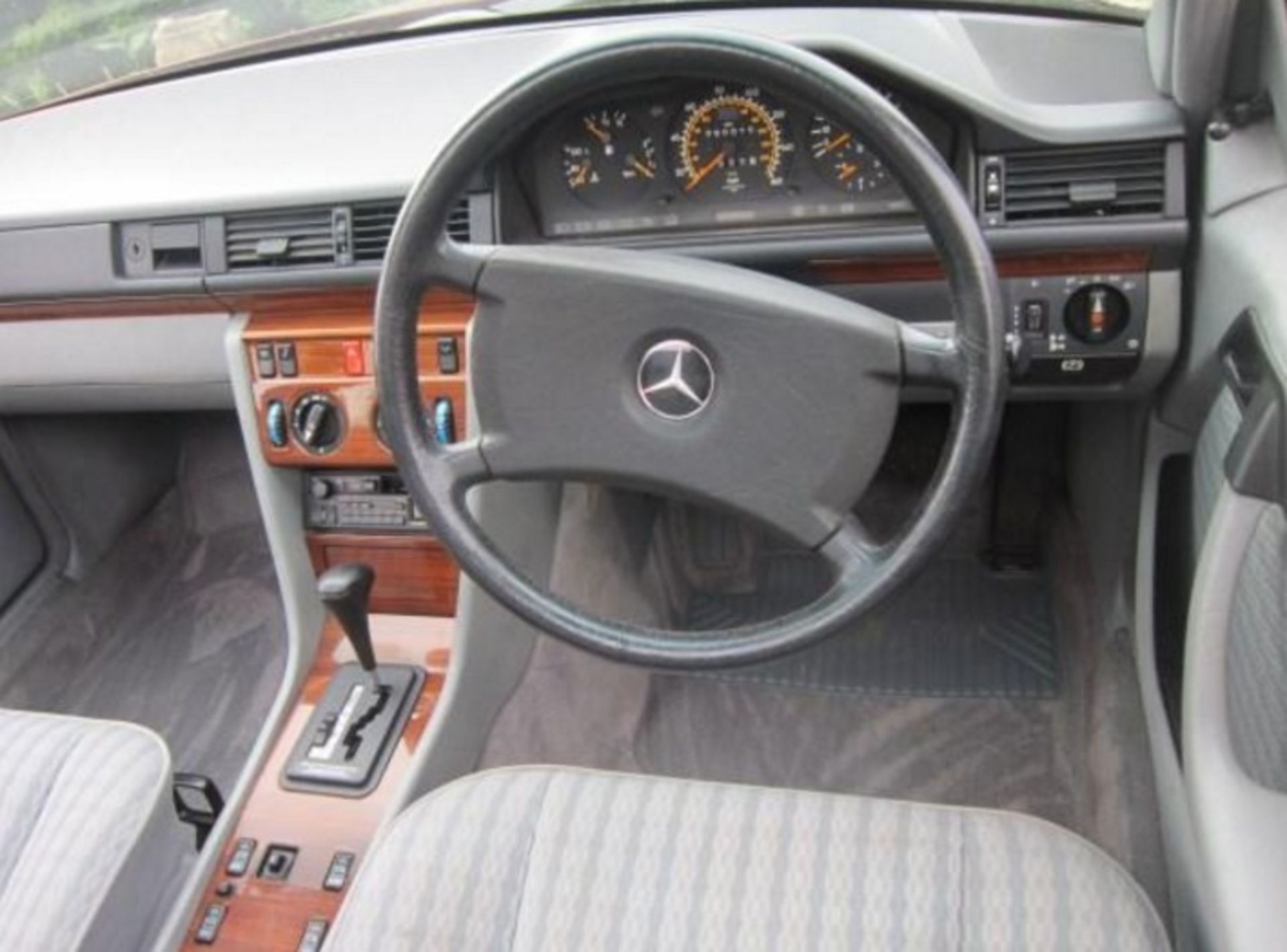 1980 Mercedes-Benz 300 E – 4 Matic (4WD) (Metallic Ruby Red) - Image 10 of 14