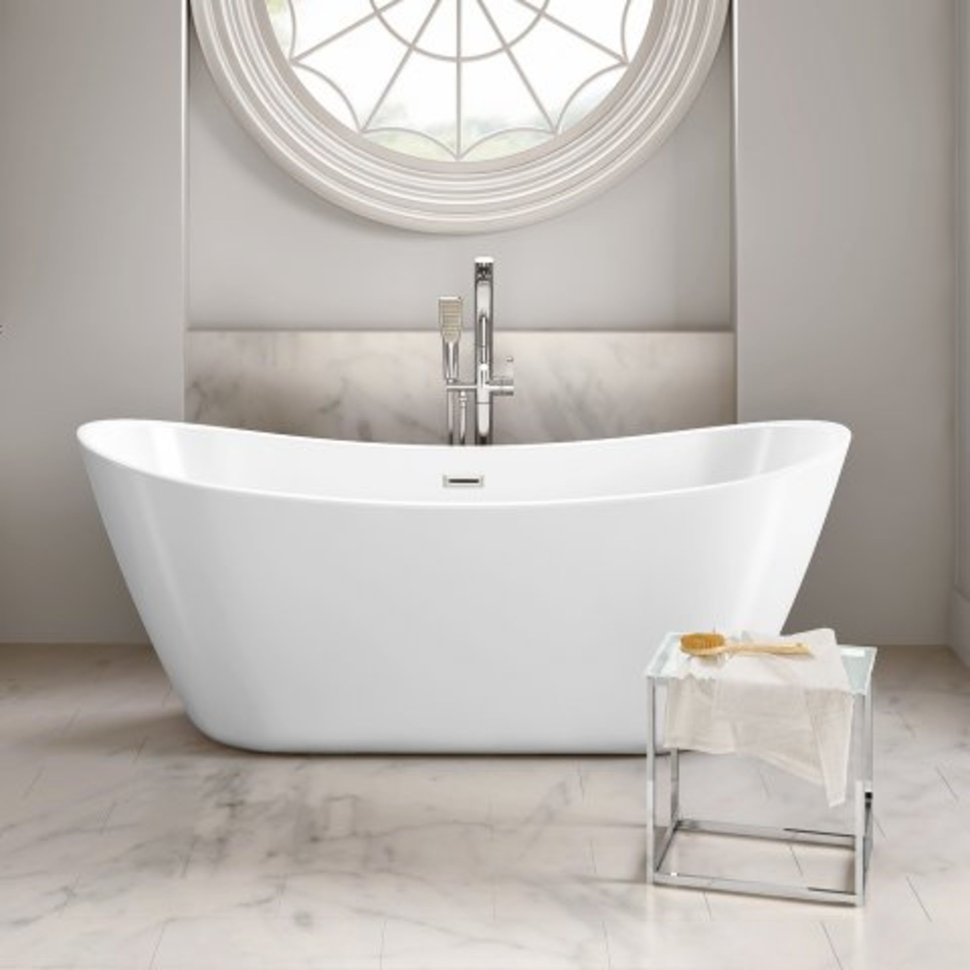 (H2) 1830mmx710mm Caitlyn Freestanding Bath - Large. RRP £1,499. Showcasing contemporary clean lines