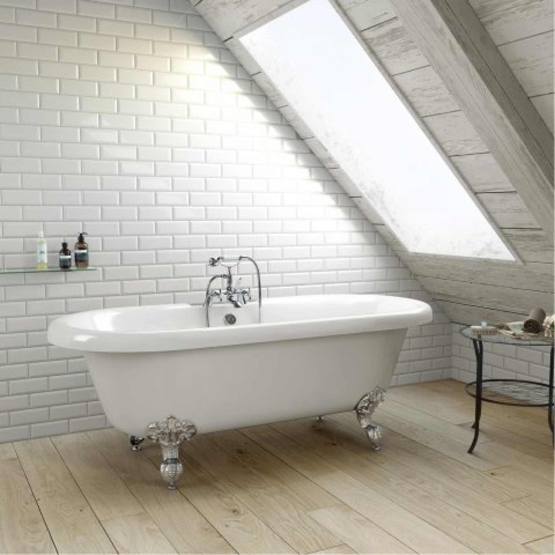 (H4) 1700mm Victoria Traditional Roll Top Bath - Ball Feet - Large. RRP £799.99. This stunning - Image 2 of 4