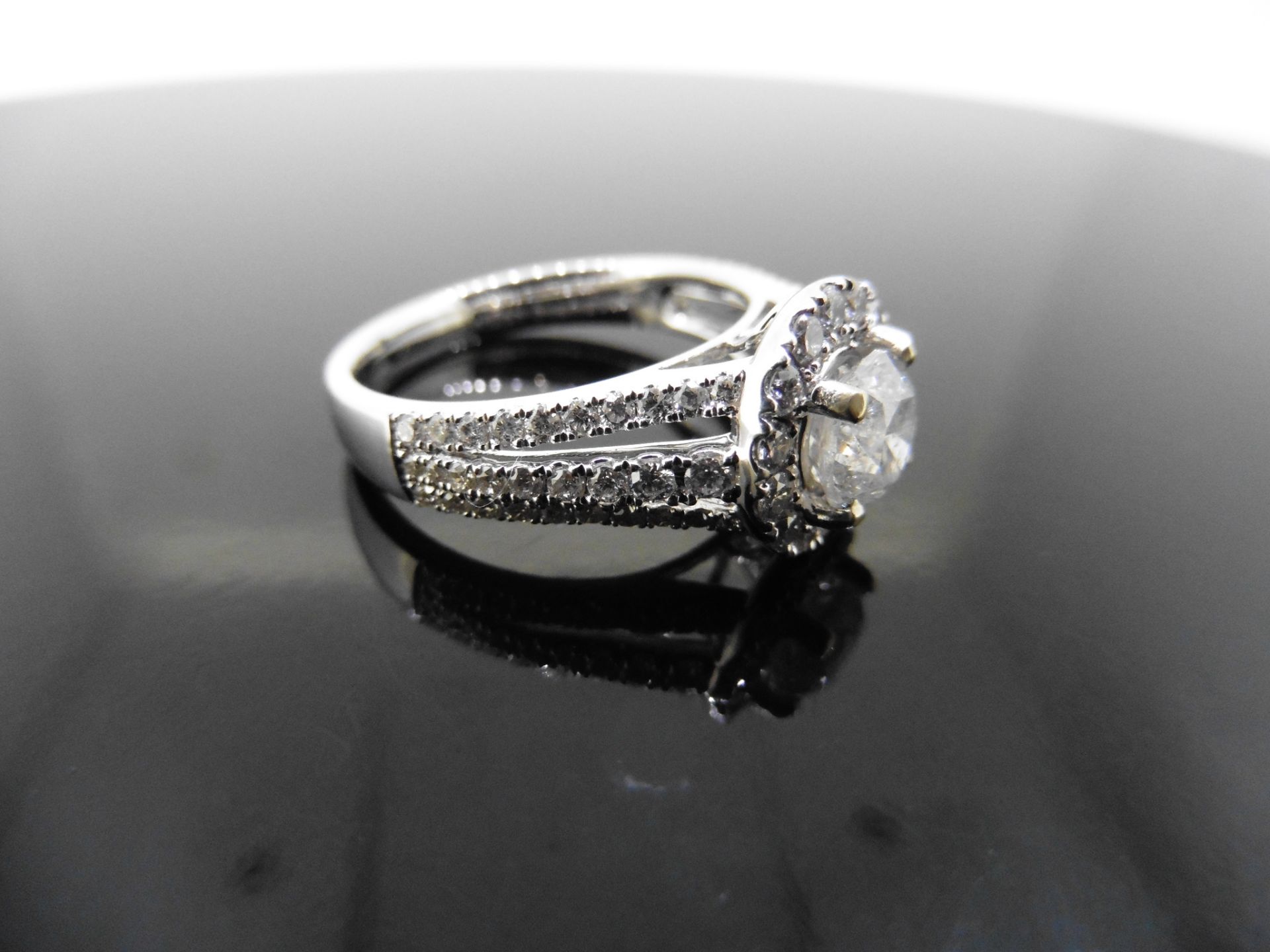 0.96ct diamond set solitaire ring set with a brilliant cut diamond in the centre weighing 0.96ct - Image 2 of 5