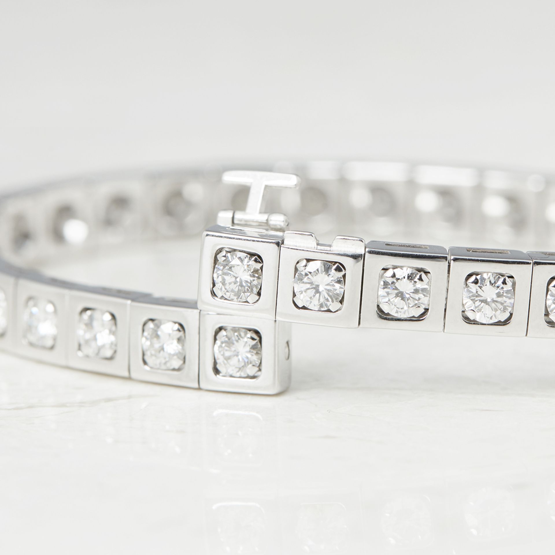 Cartier, 18k White Gold 6.00ct Diamond Tectonique Bracelet - Image 5 of 9