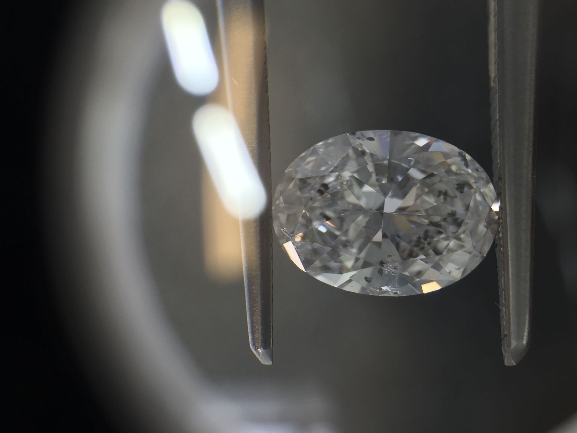 1.01ct oval cut diamond. D colour, SI2 clarity. No certificate. Valued at £7775