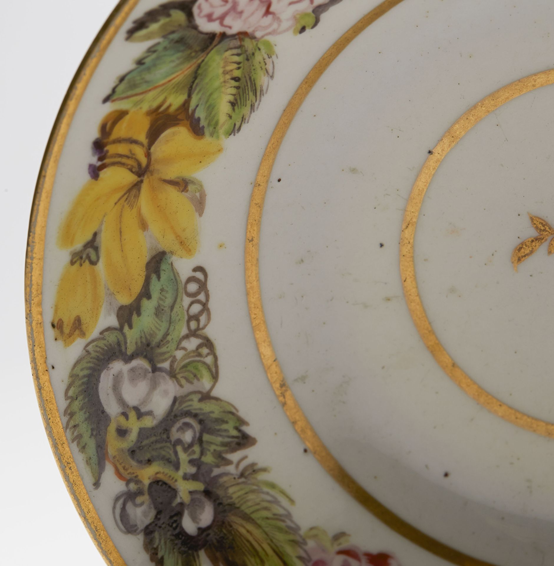 ANTIQUE FLORAL HAND PAINTED SAUCER C.1800 - Image 5 of 7