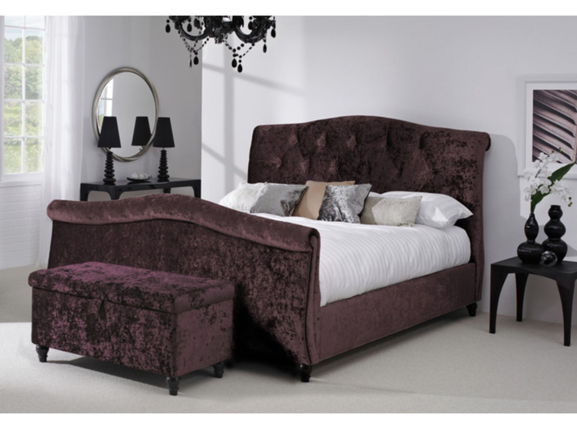 Brand new boxed direct from the manufacturers the 5'0 kingsize hestia rhapsody bedstead is furmanacs