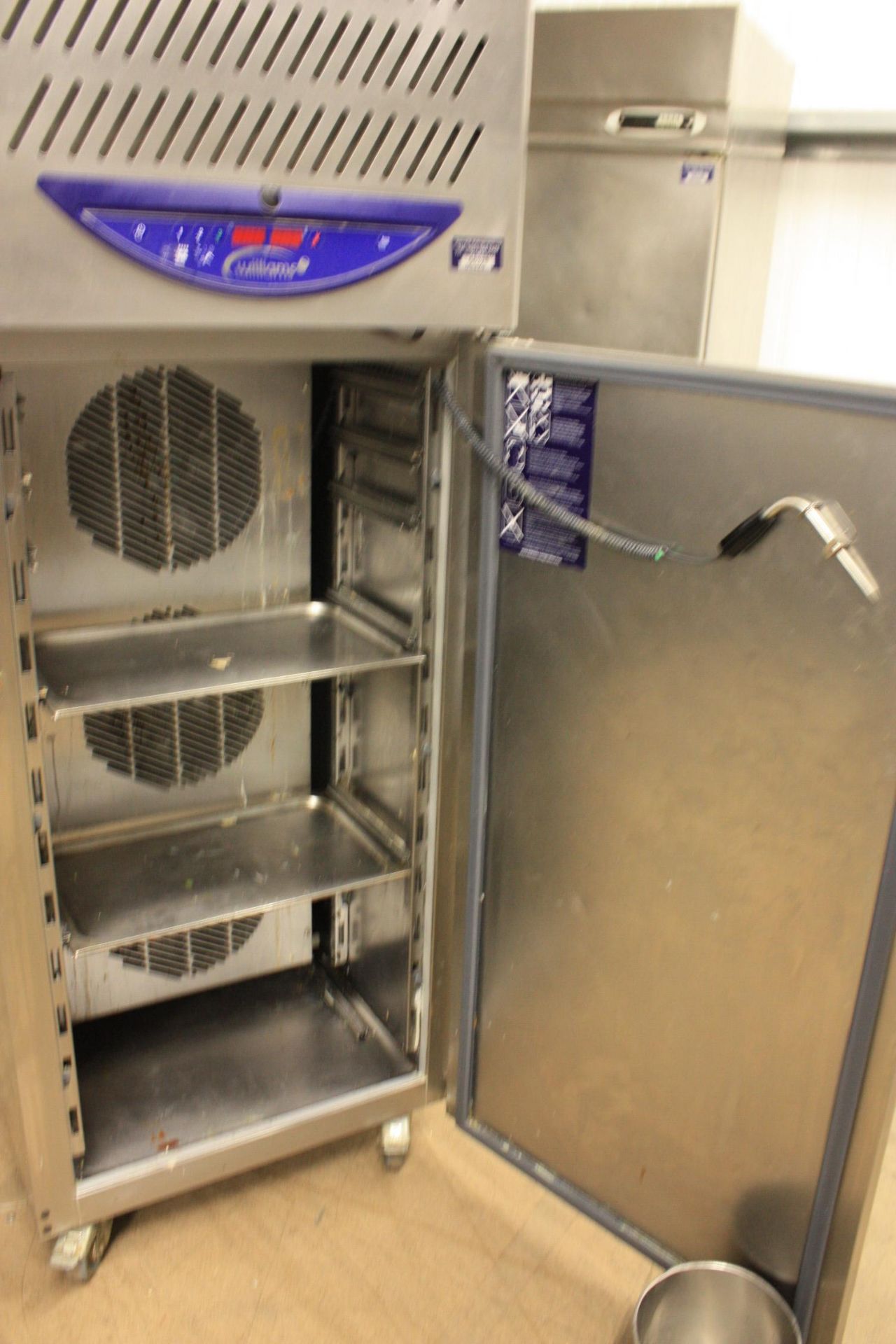 Williams upright gastronome fridge with probe. Height 1900mm x width 700mm x depth 800mm. - Image 2 of 2