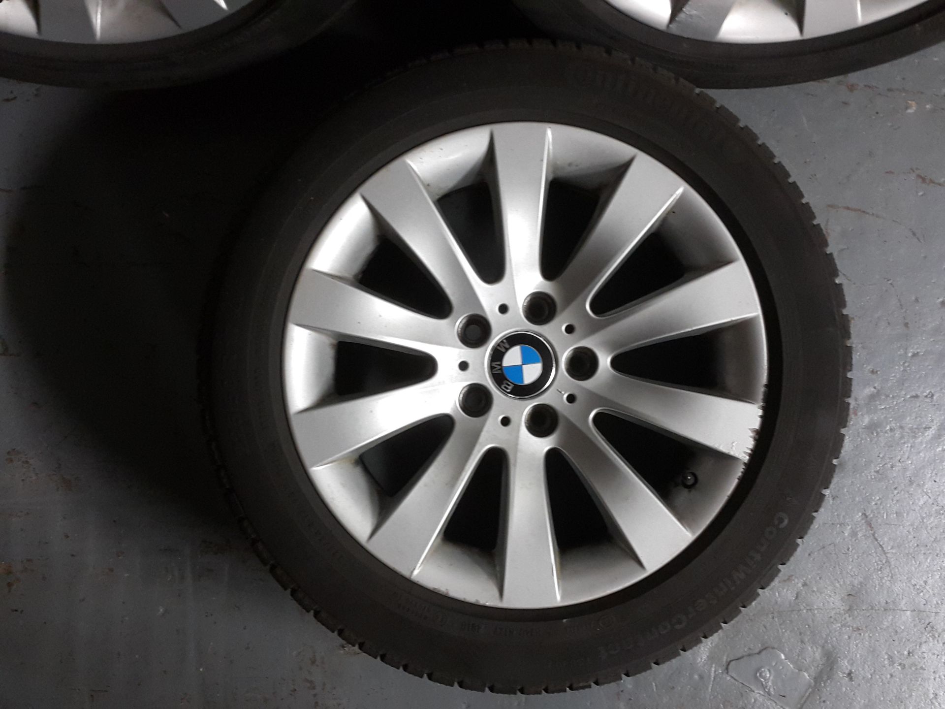 4 X BMW 5 SERIES 17" ALLOY WHEELS WITH CONTINENTAL CONTIWINTER CONTACT WINTER TYRES 225/55/R17 - Image 8 of 9