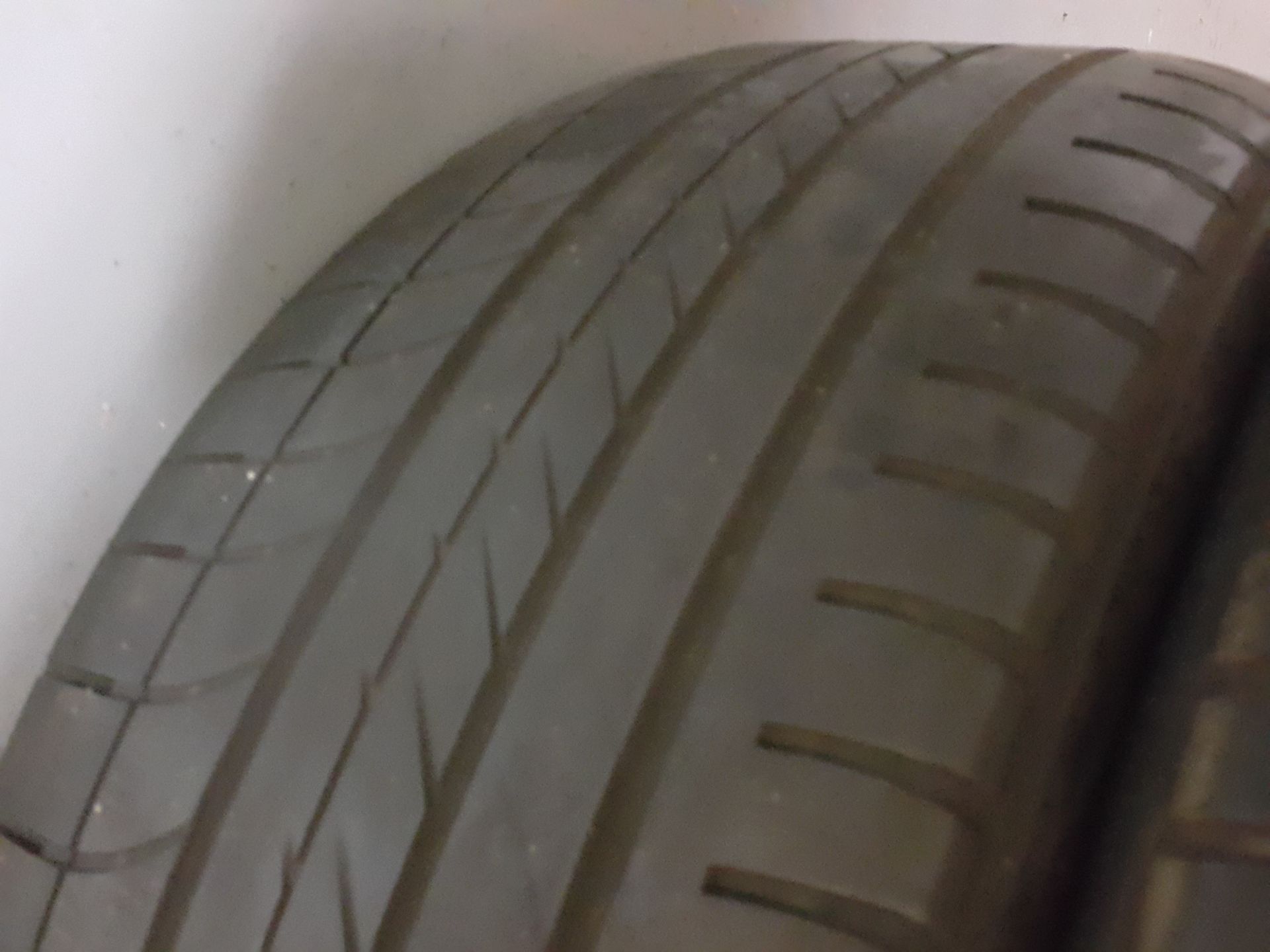 3 X GOODYEAR EAGLE F1 20" TYRES 275/45/R20 - Image 2 of 4