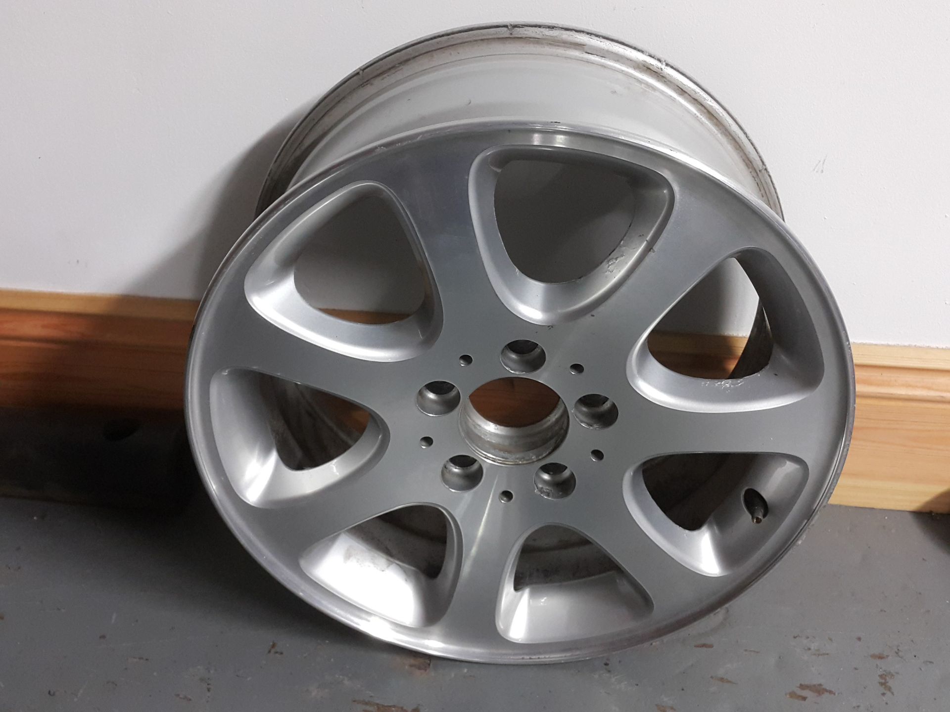 1 X MERCEDES CLK W209 16" ALLOY WHEEL