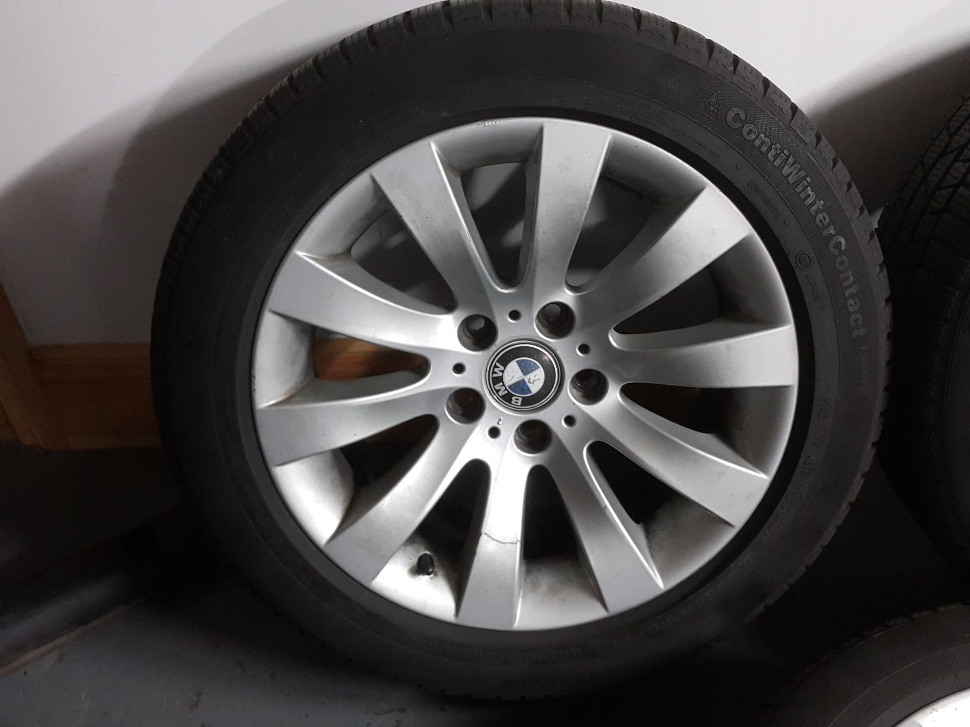 4 X BMW 5 SERIES 17" ALLOY WHEELS WITH CONTINENTAL CONTIWINTER CONTACT WINTER TYRES 225/55/R17 - Image 2 of 9