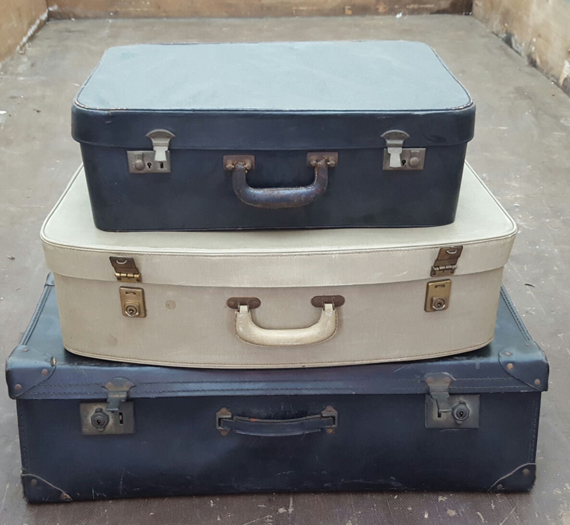 3 x Vintage Suitcases