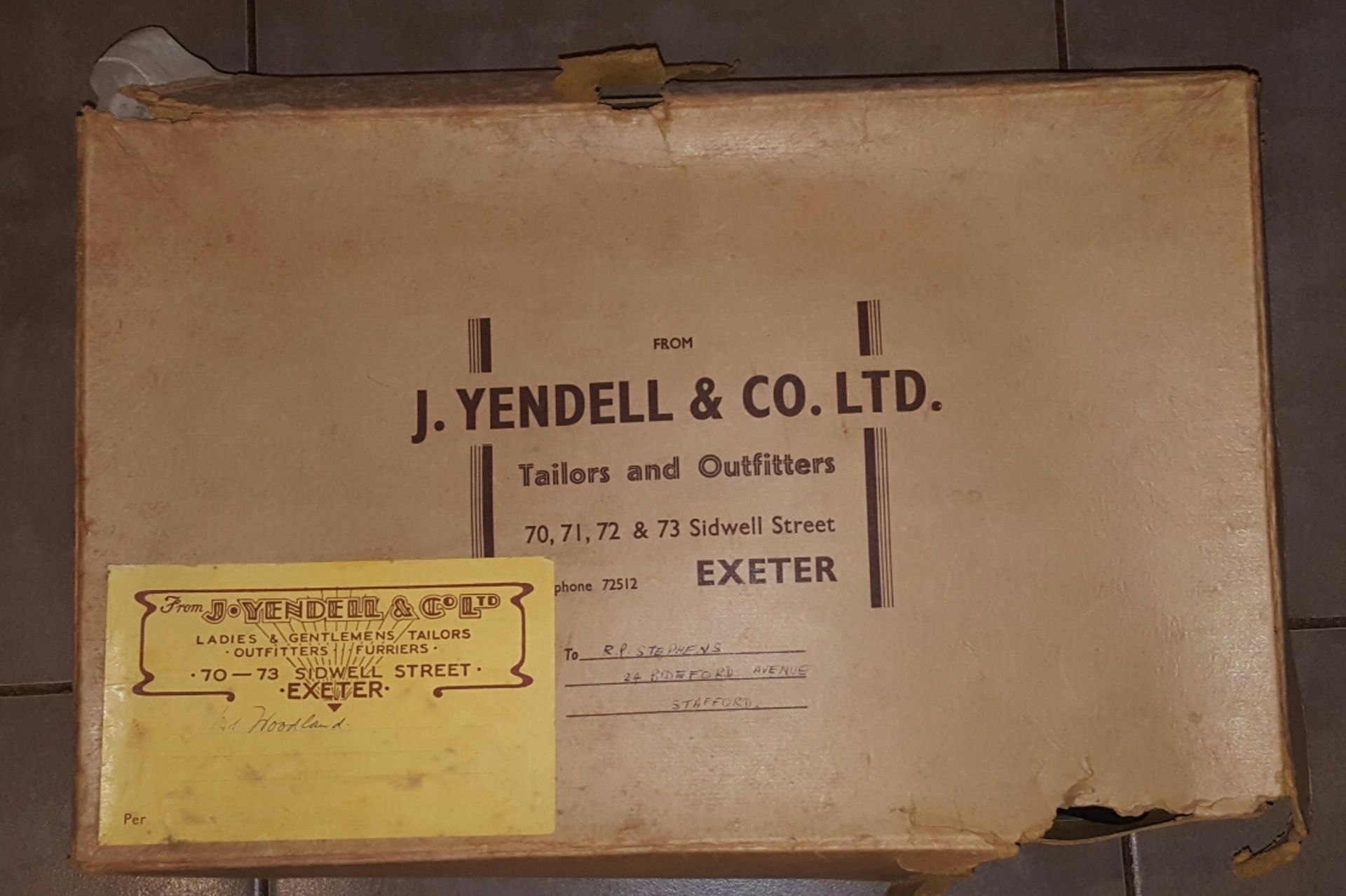 Vintage Clothing J Yendell & Co Tailors Exeter Box With University Cap & Gown