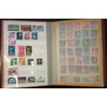 Stamp Album Approx 500 Plus Stamps