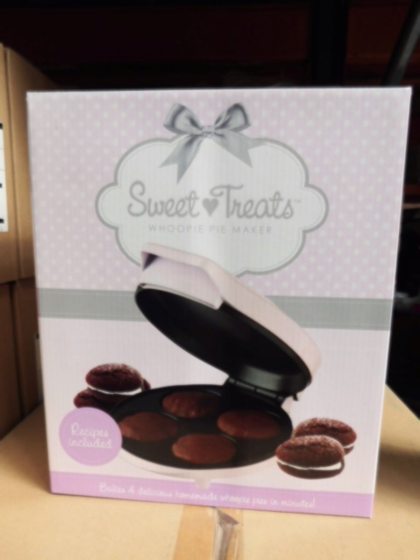 6 x Brand New Sweet Treats Whoopie Pie Maker's. Balles Homemade Treats in Minutes