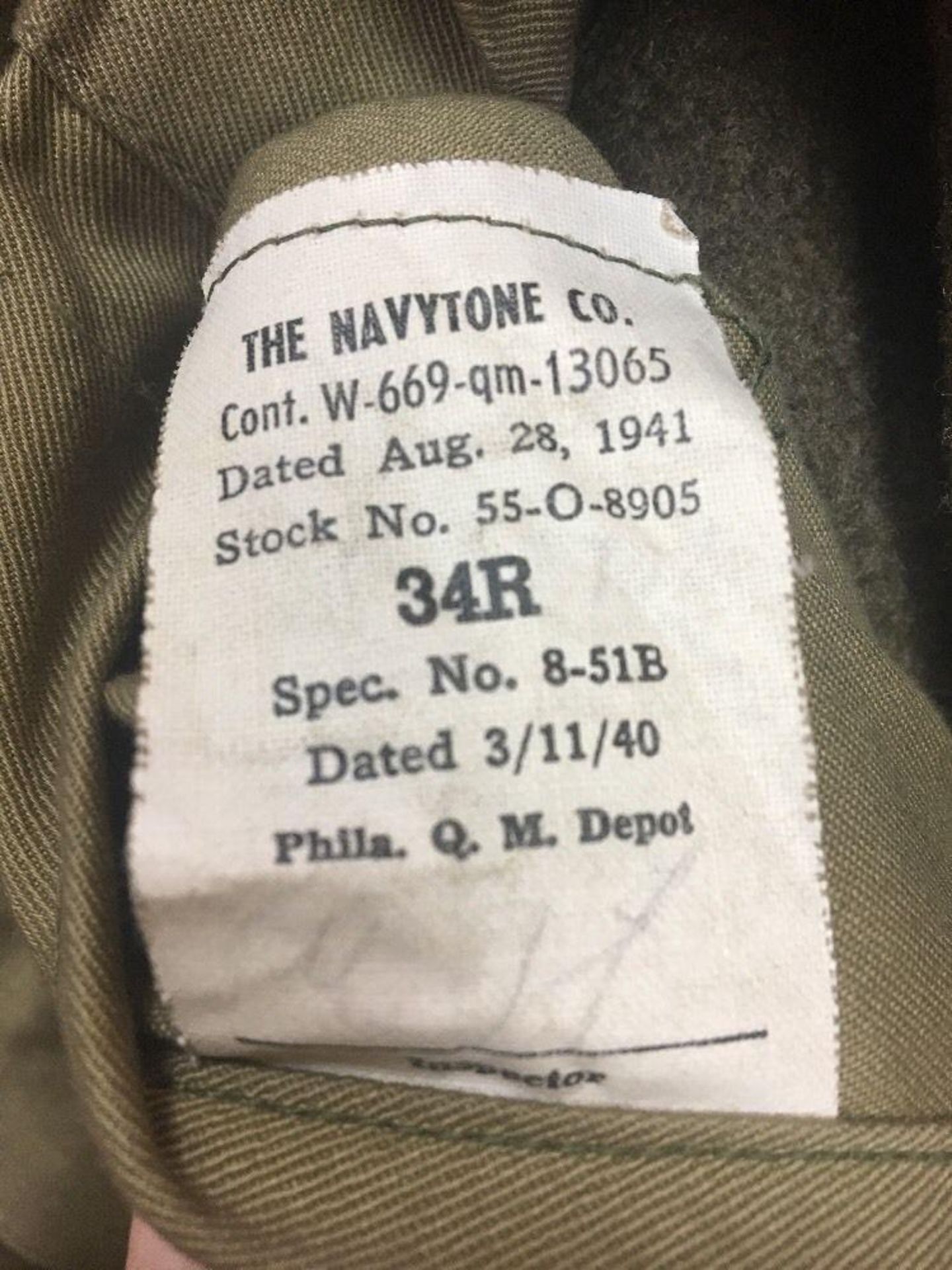 1940s WW2 US Air Force Men's Wool Long Trench Coat Olive Green. Size 34R. Dated 3/11/1940. A genuine - Image 4 of 7