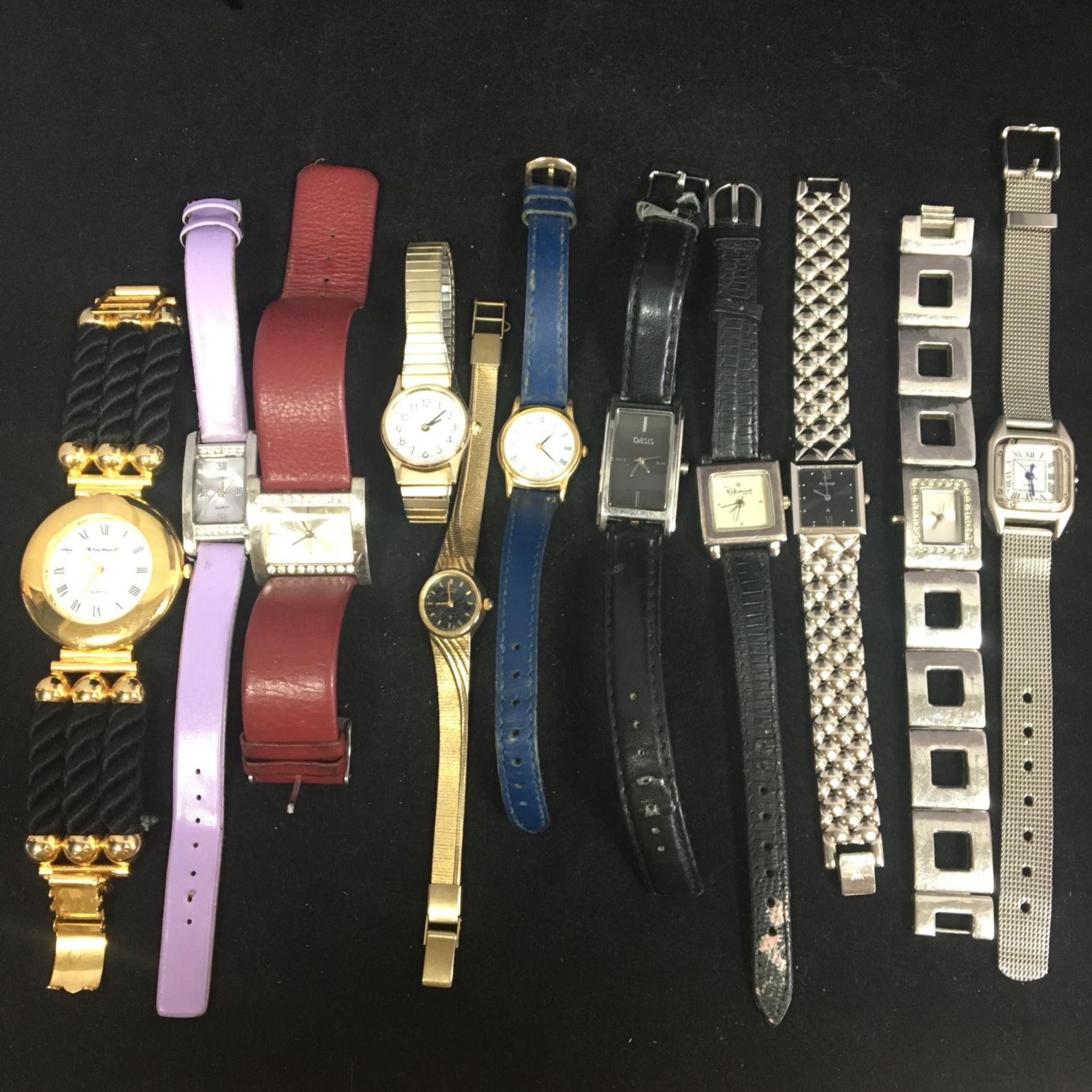 Quantity of various preowned watches to include Pulsar, Accurist, Citizen, Sekonda etc. None are