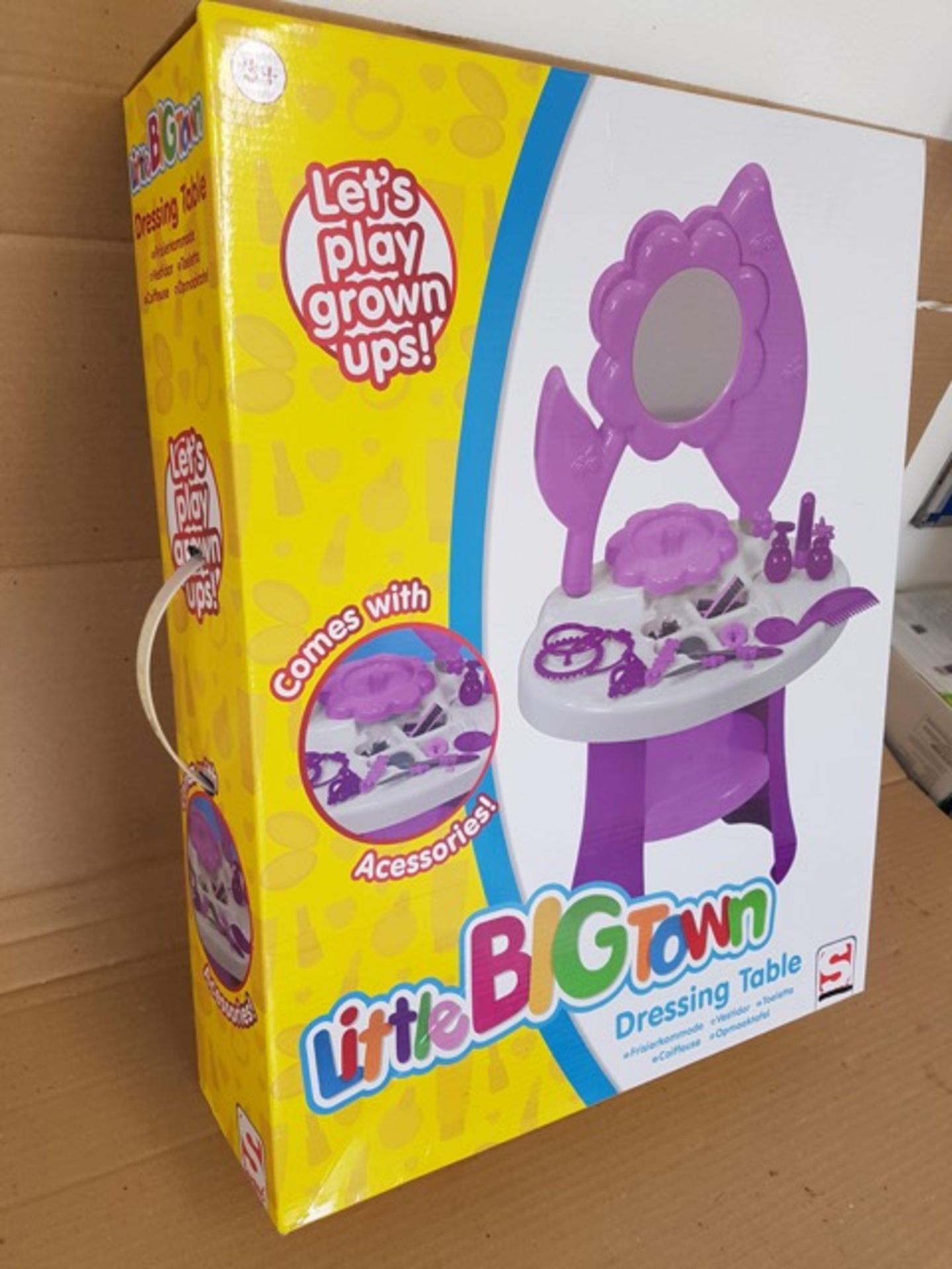 PALLET TO CONTAIN 60 x Brand New Little Big Town Dressing Table Play Set's. RRP £29.99 each. - Image 2 of 3