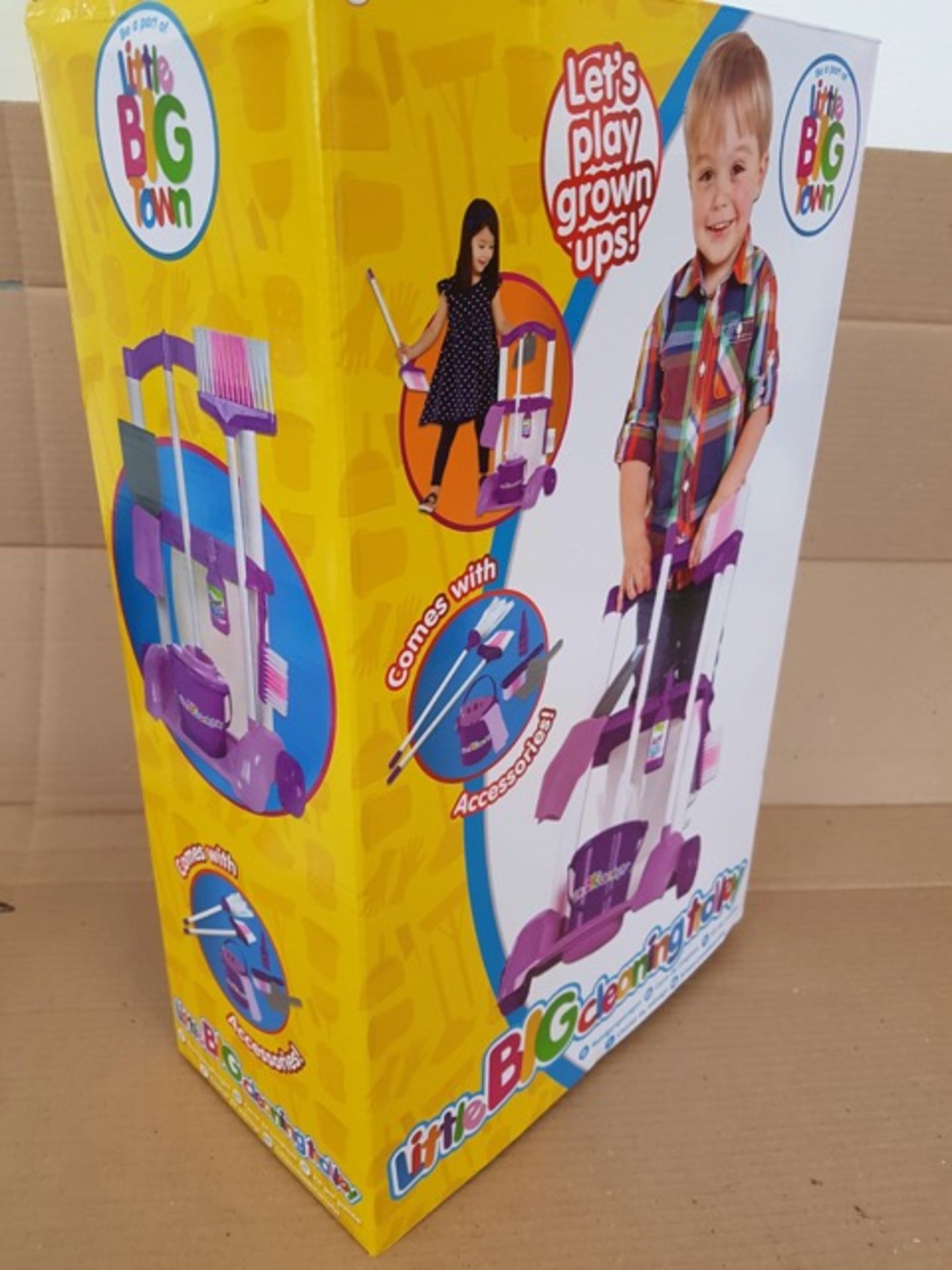 PALLET TO CONTAIN 48 x Brand New Little Big Town Cleaning Trolley Play Set's. RRP £29.99 each. - Image 3 of 3