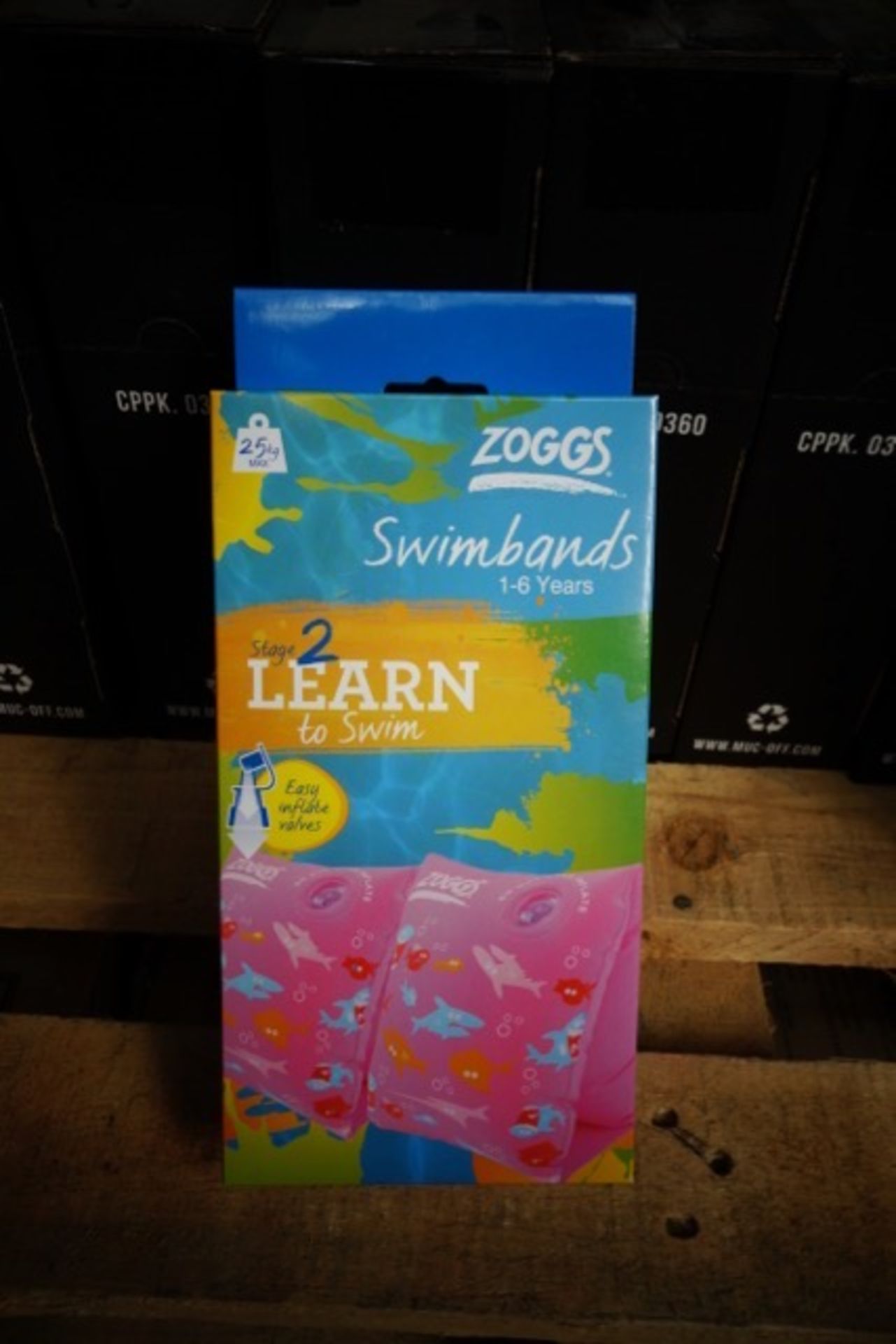 60 x Brand New Zoggs Learn 2 Swim Swimbands 1-6 years Pink Shark
