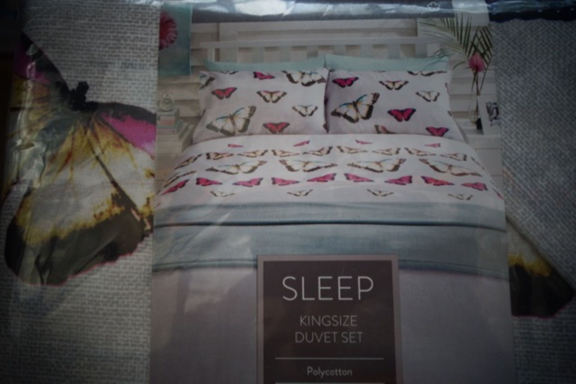 16 x Brand New Sleep Digital Butterfly Easy Care King Size Duvet Sets - Image 2 of 2