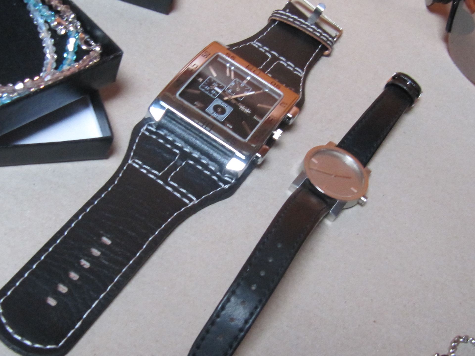 29 items inc. CK Watch, Deisel Watch and Costume Jewellery. - Image 12 of 23