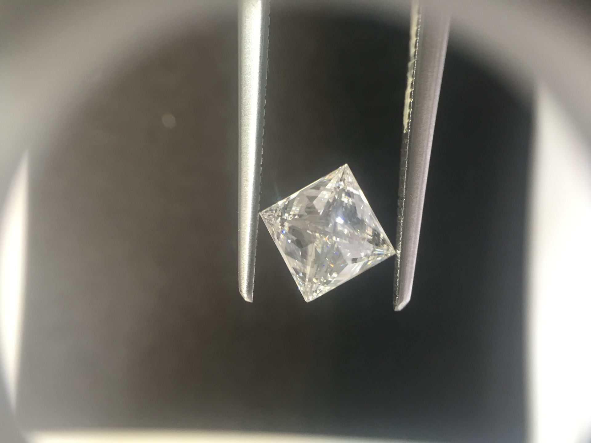 1.02ct princess cut diamond. G colour, VS1 clarity. GIA certification _ 6232535141. 5.69 x 5.68 x