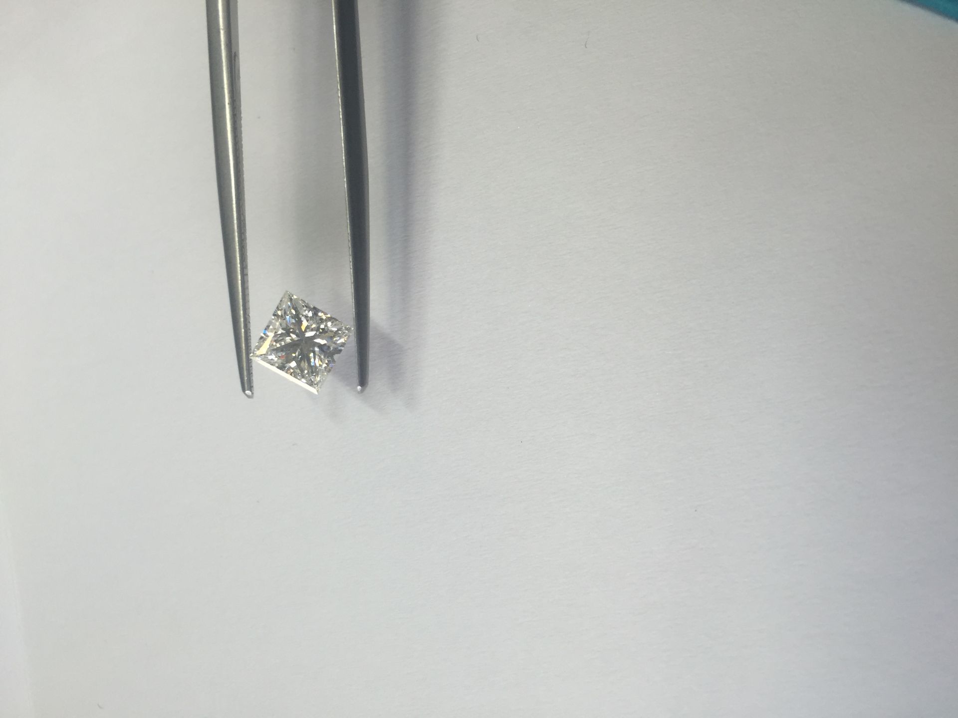 1.02ct princess cut diamond. G colour, VS1 clarity. GIA certification _ 6232535141. 5.69 x 5.68 x - Image 4 of 5