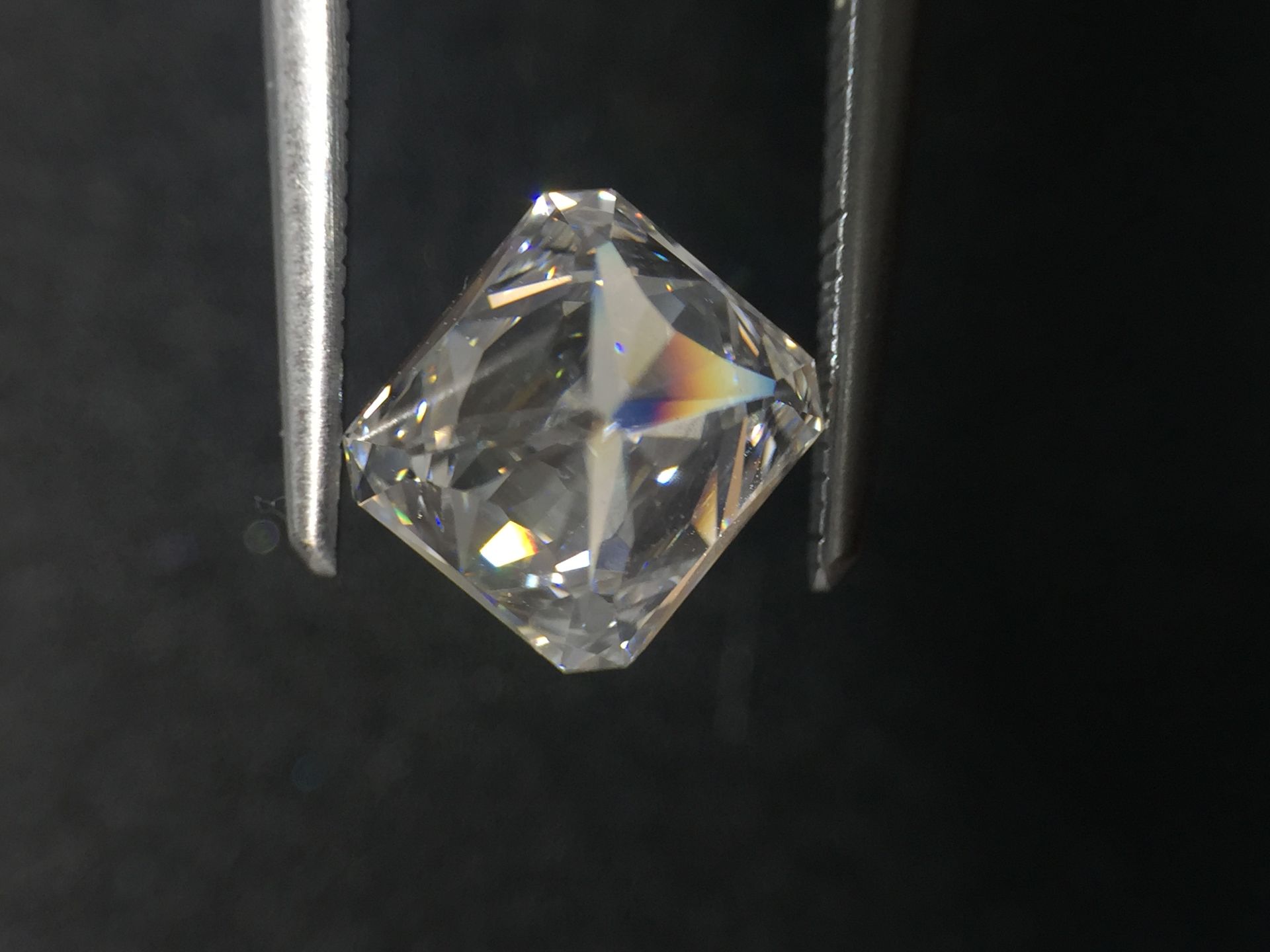 1.31ct radiant cut diamond. G colour, VS2 clarity. GIA certification - 1249472944. 6.61 x 6.08 x 4. - Image 2 of 5