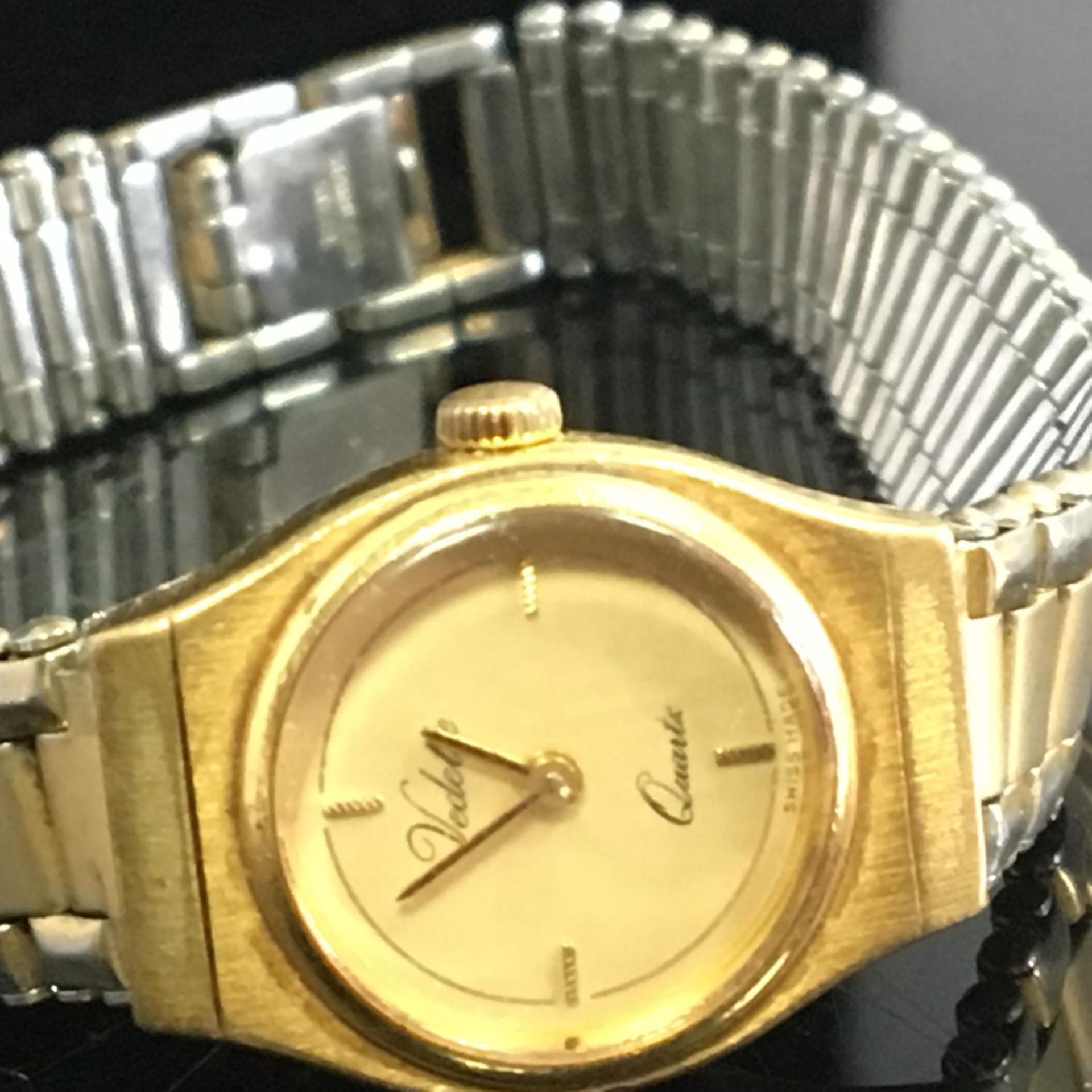 Vintage Vedette ladies watch. Swiss made. Battery powered, runs but needs attention. The movement