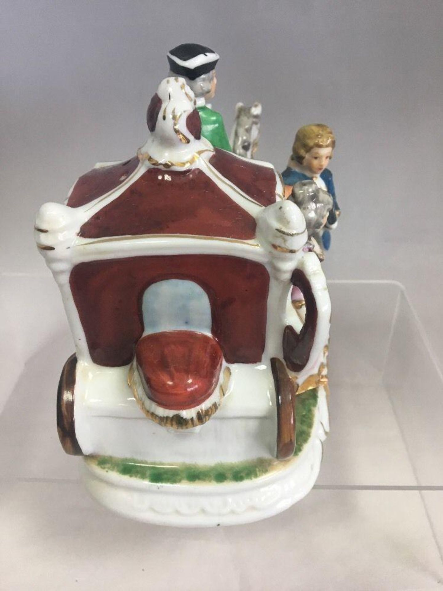 Vintage Porcelain Horse and Carriage with Music Box. Makers mark impressed to base. Condition - very - Image 4 of 8