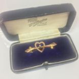 Antique 9ct gold brooch in a sweetheart design, in original box. Weight 1.1g. Includes free UK