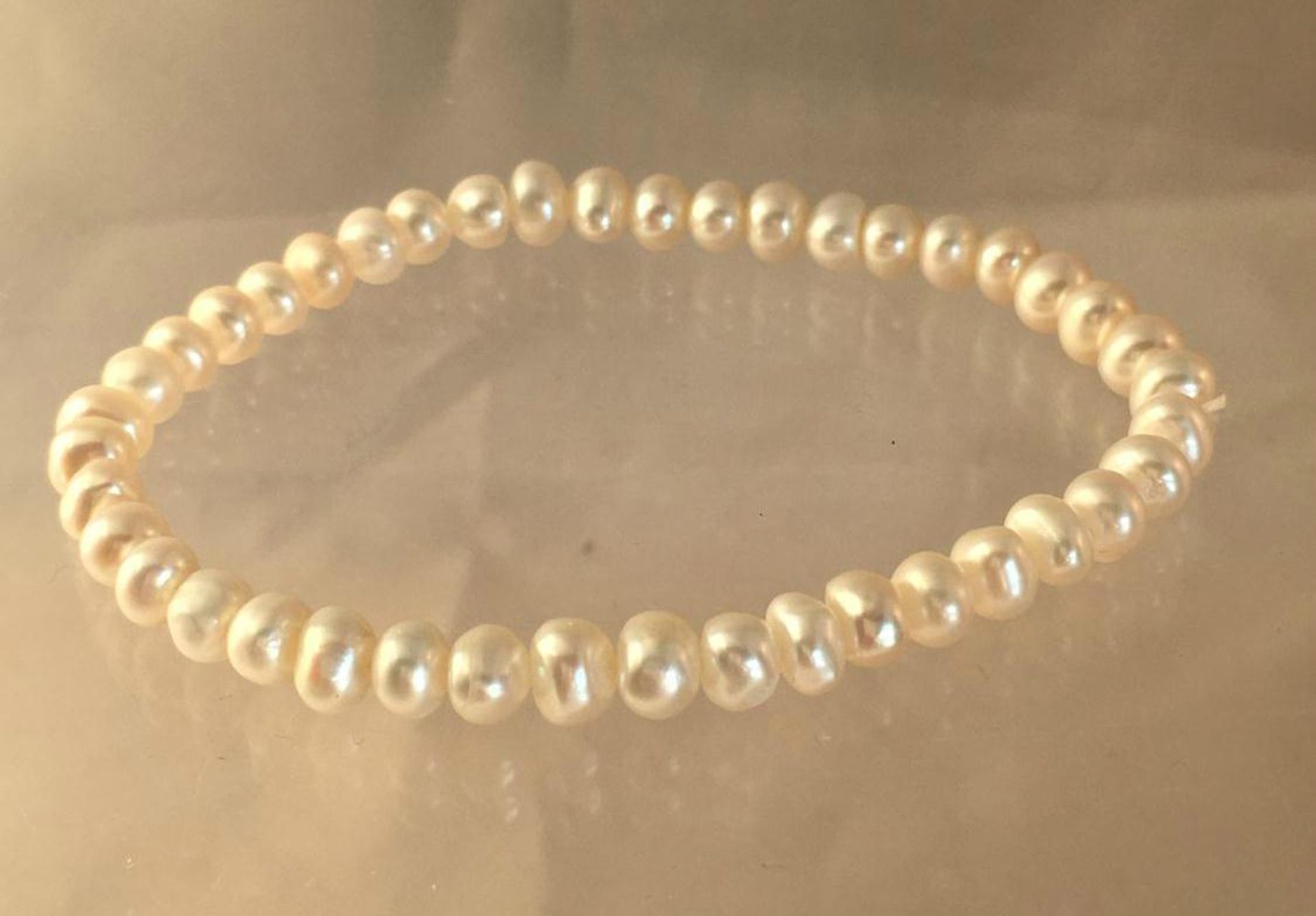 Fresh Water Pearl Stretchable Bracelet . Includes free UK delivery