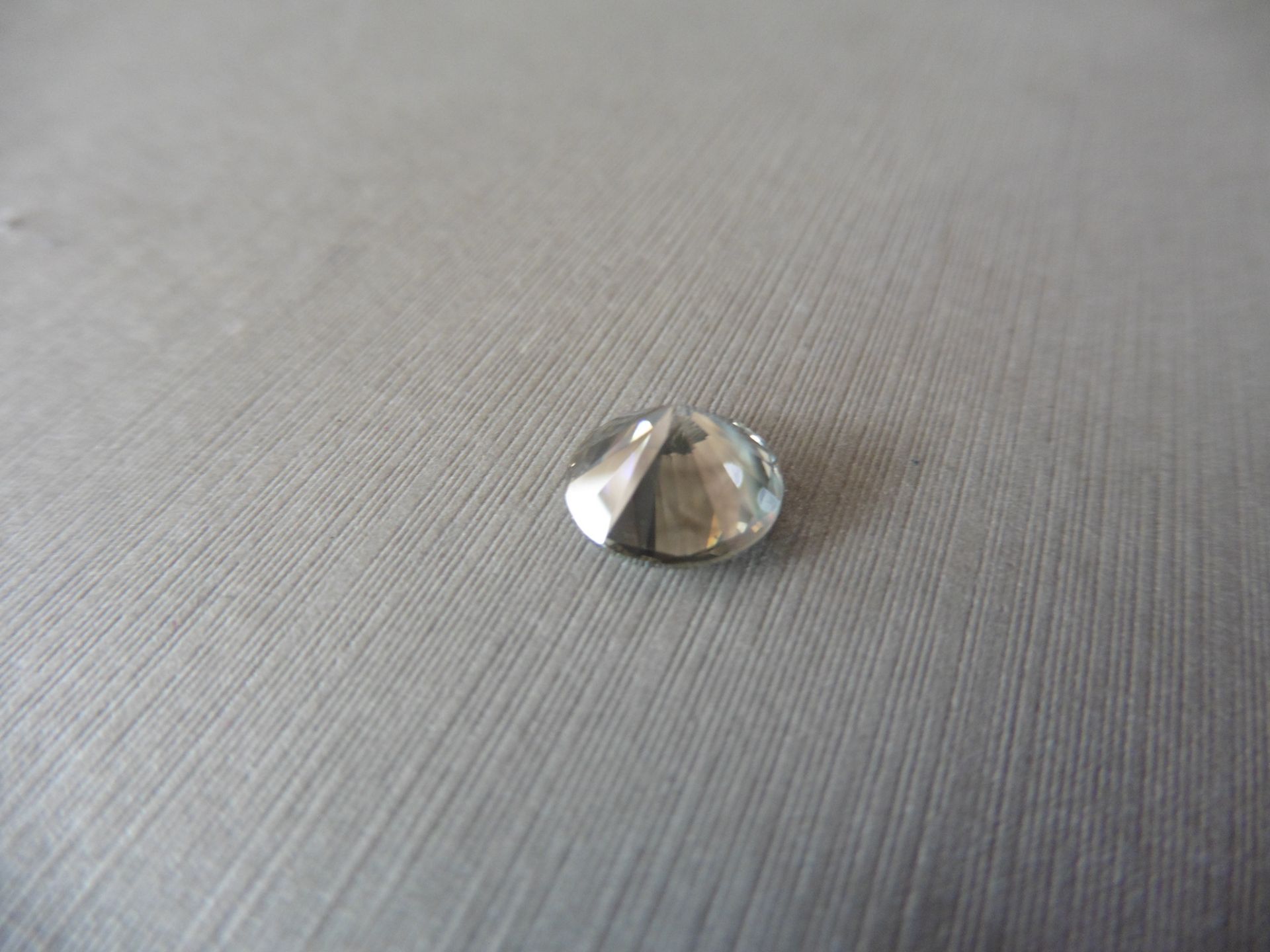 2.52ct single brilliant cut diamond. L colour and si1 clarity. Ideal for ring mounting. Valued at £ - Image 4 of 5