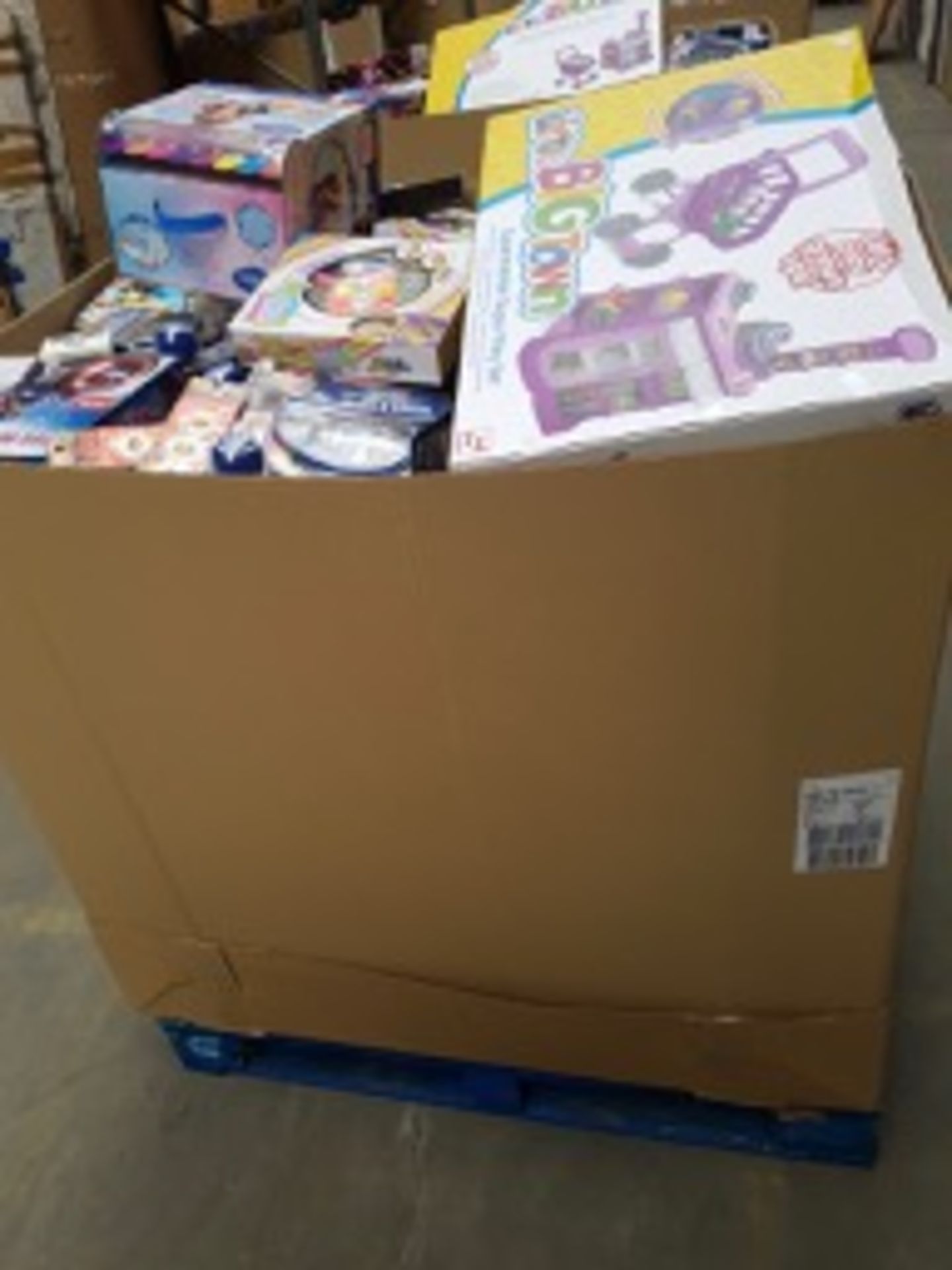 (N10) Large Pallet CONTAINING 920 ITEMS OF NEW SUPERMARKET/HIGH STREET STORE OVER STOCK/END OF