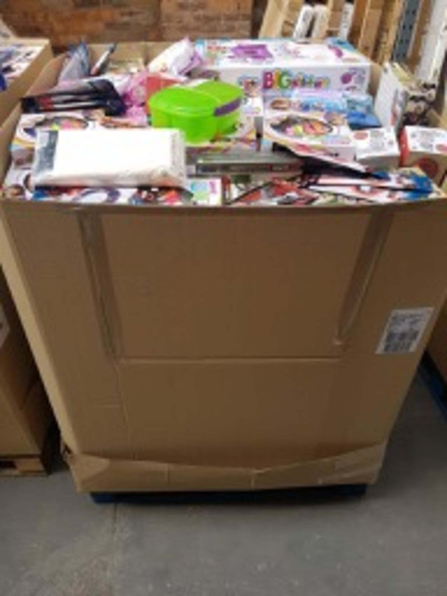 (OS2) Large Pallet CONTAINING 2,145 ITEMS OF NEW SUPERMARKET/HIGH STREET STORE OVER STOCK/END OF