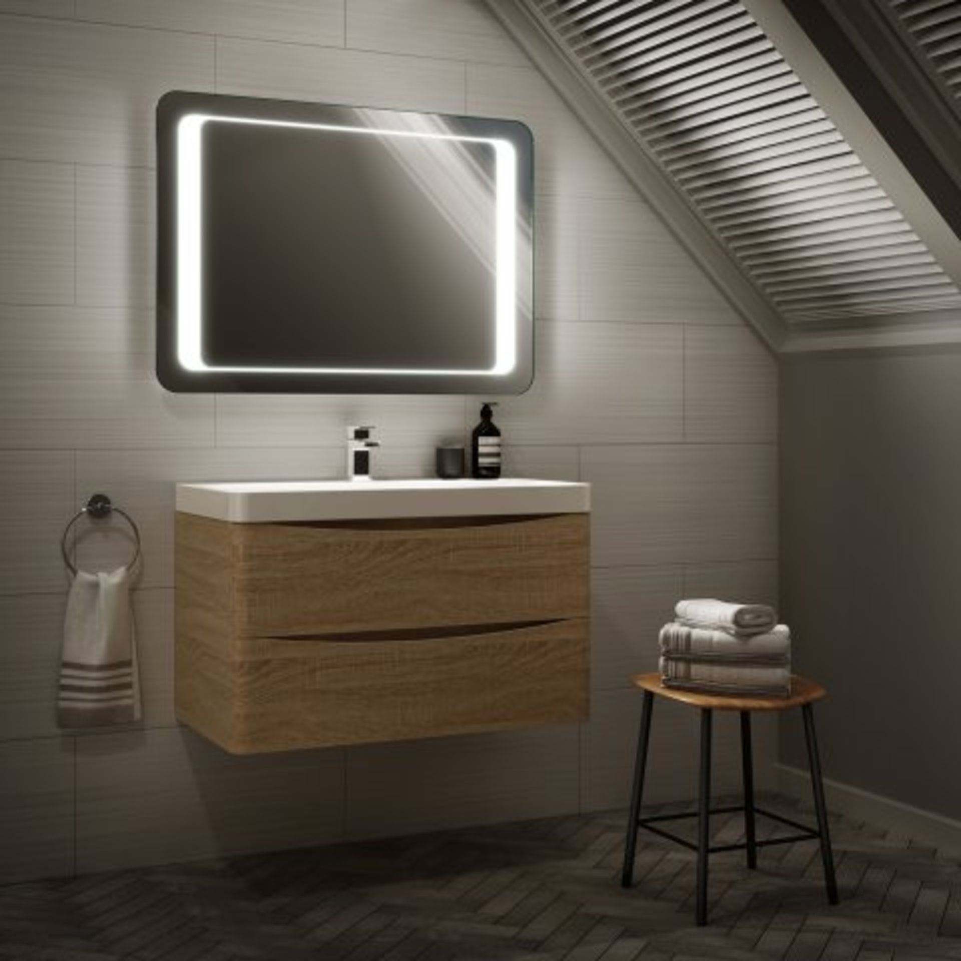 (N5) 900x650mm Quasar Illuminated LED Mirror. RRP £349.99. Energy efficient LED lighting with IP44 - Image 5 of 5